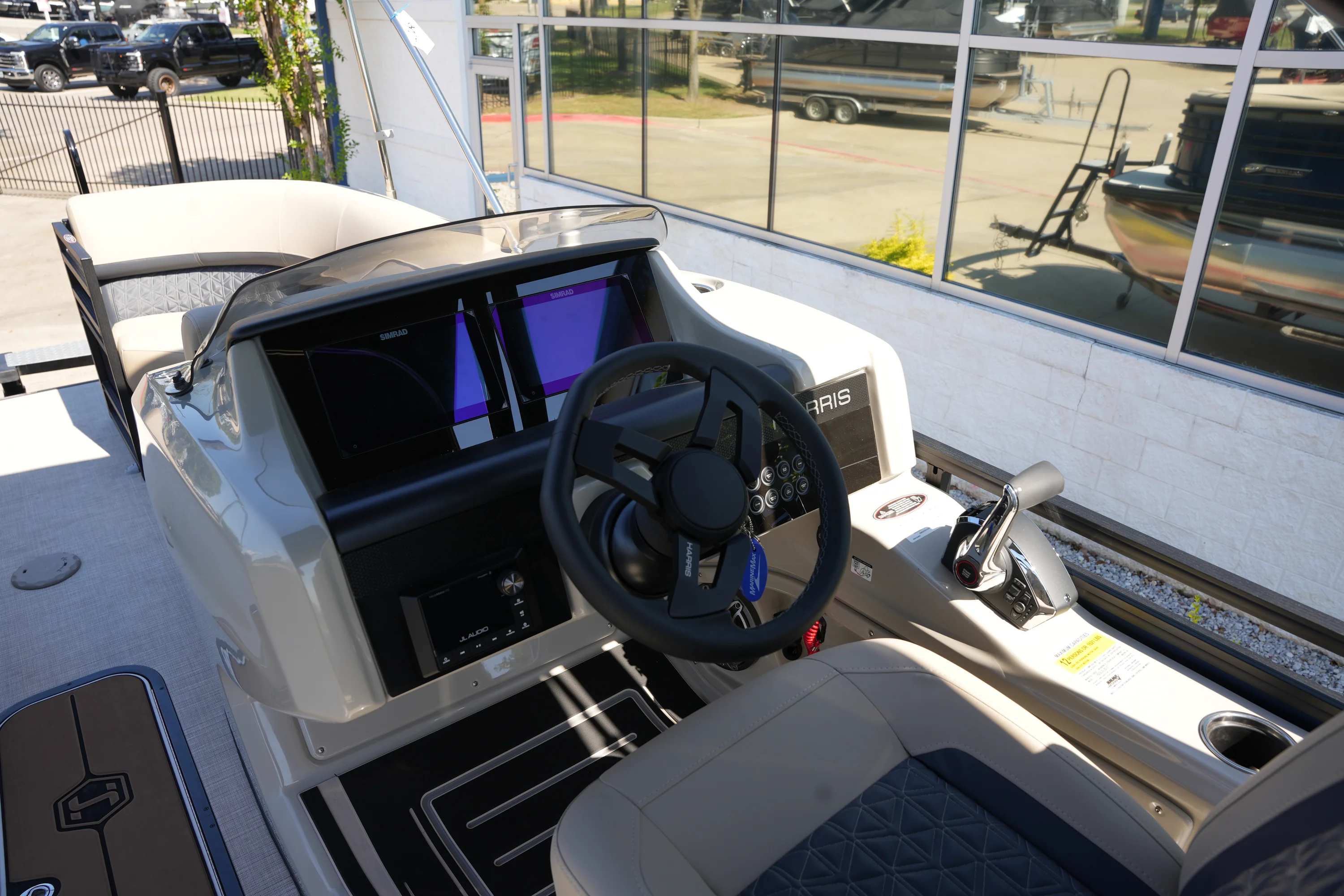 2026 Harris Solstice 230 Image Thumbnail #24