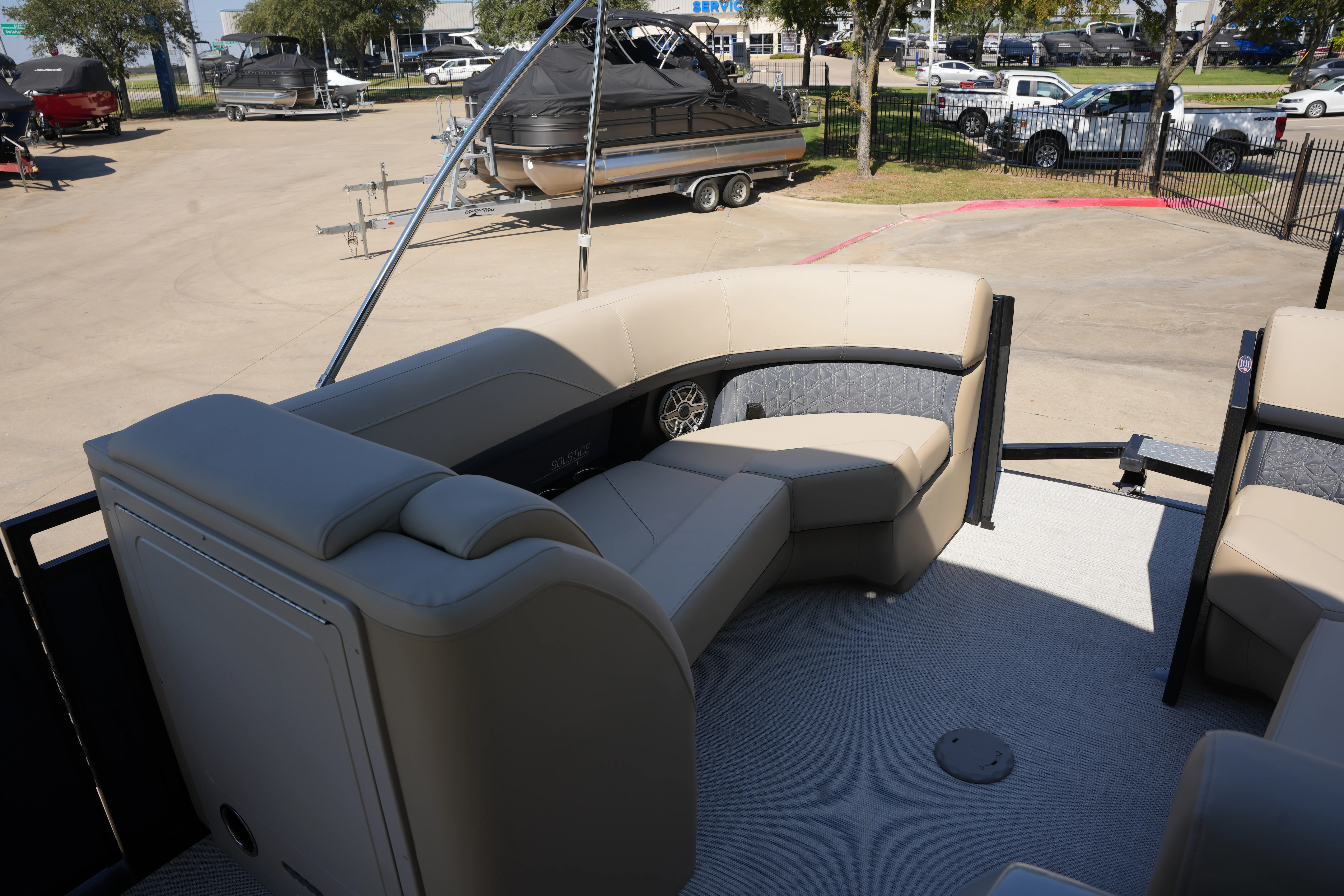 2026 Harris Solstice 230 Image Thumbnail #31