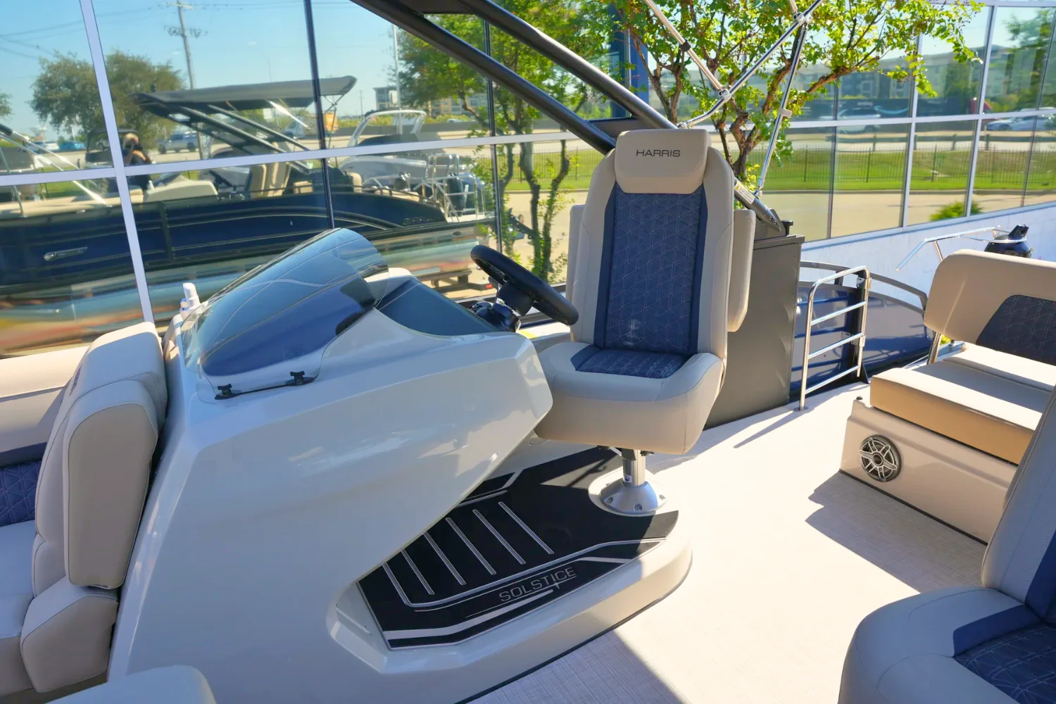 2026 Harris Solstice 230 Image Thumbnail #21