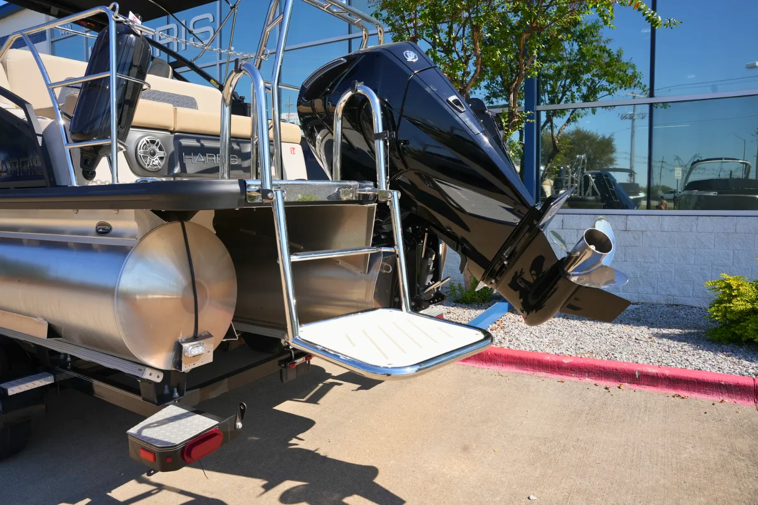 2026 Harris Solstice 230 Image Thumbnail #5