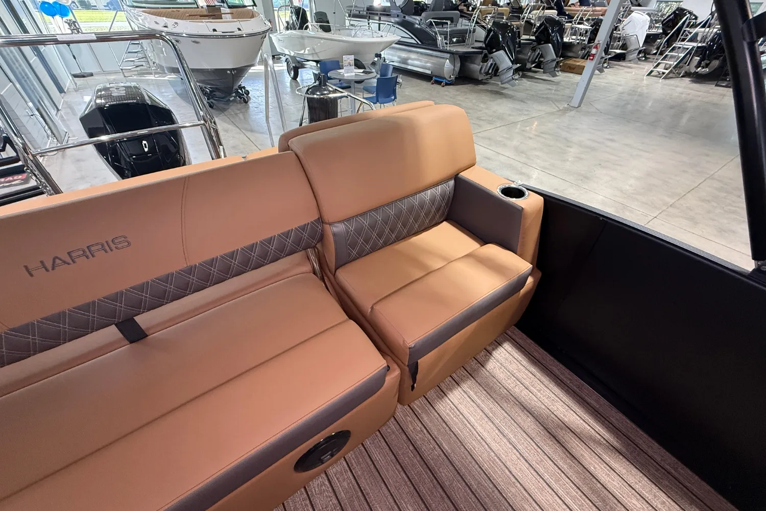 2026 Harris Cruiser 230 Image Thumbnail #9