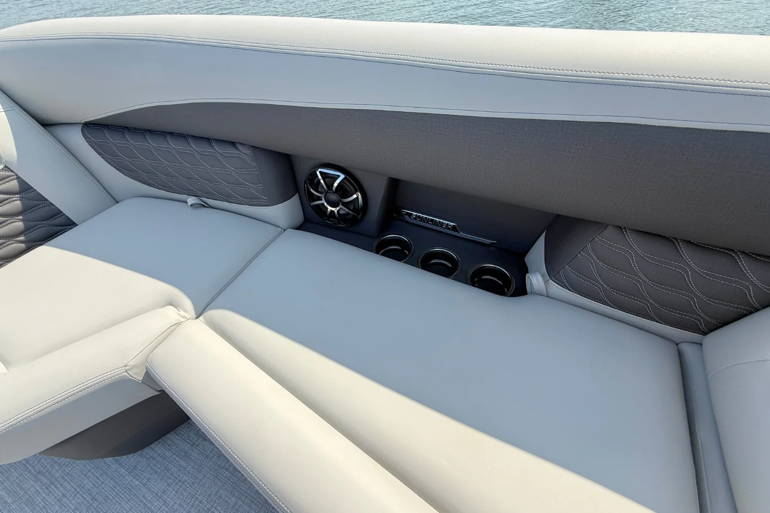 2026 Harris SUNLINER 230 SPORT Image Thumbnail #22