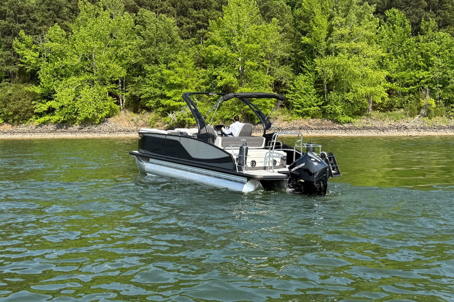 2026 Harris SUNLINER 230 SPORT Image Thumbnail #1