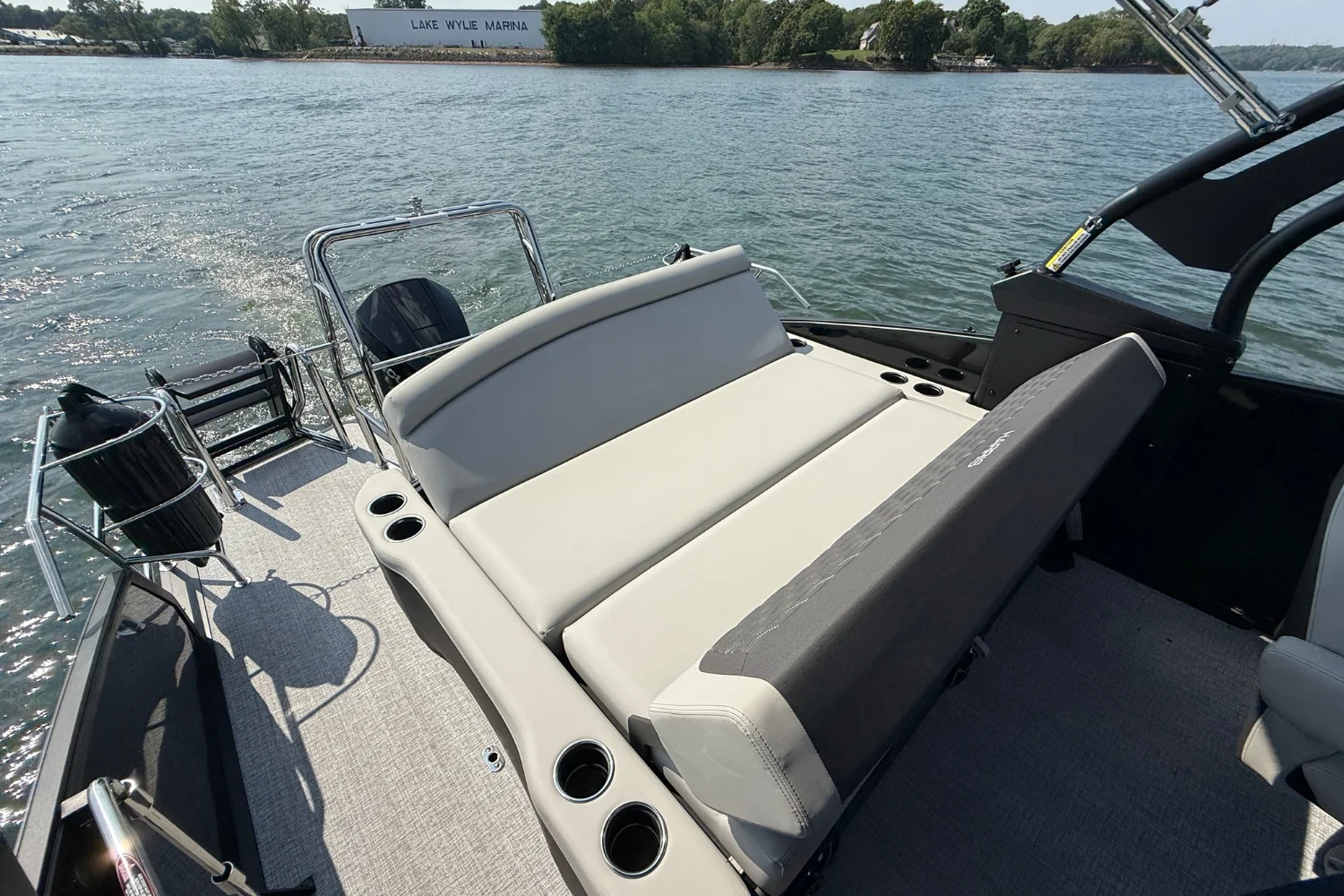 2026 Harris SUNLINER 230 SPORT Image Thumbnail #9