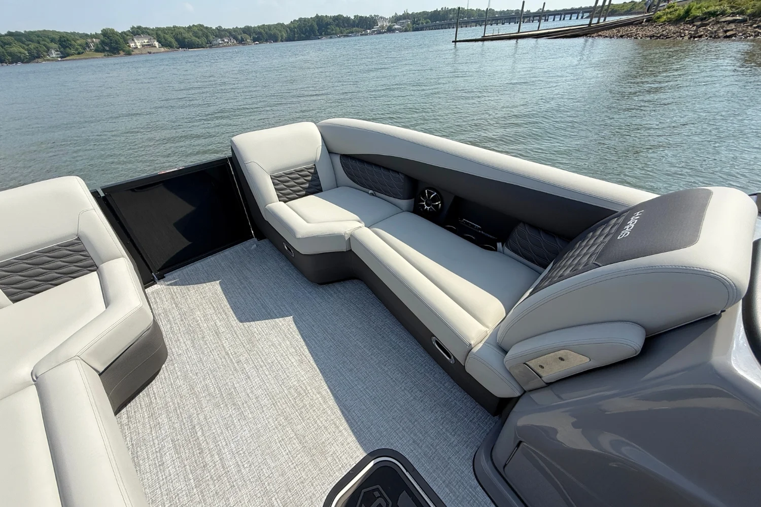 2026 Harris SUNLINER 230 SPORT Image Thumbnail #21