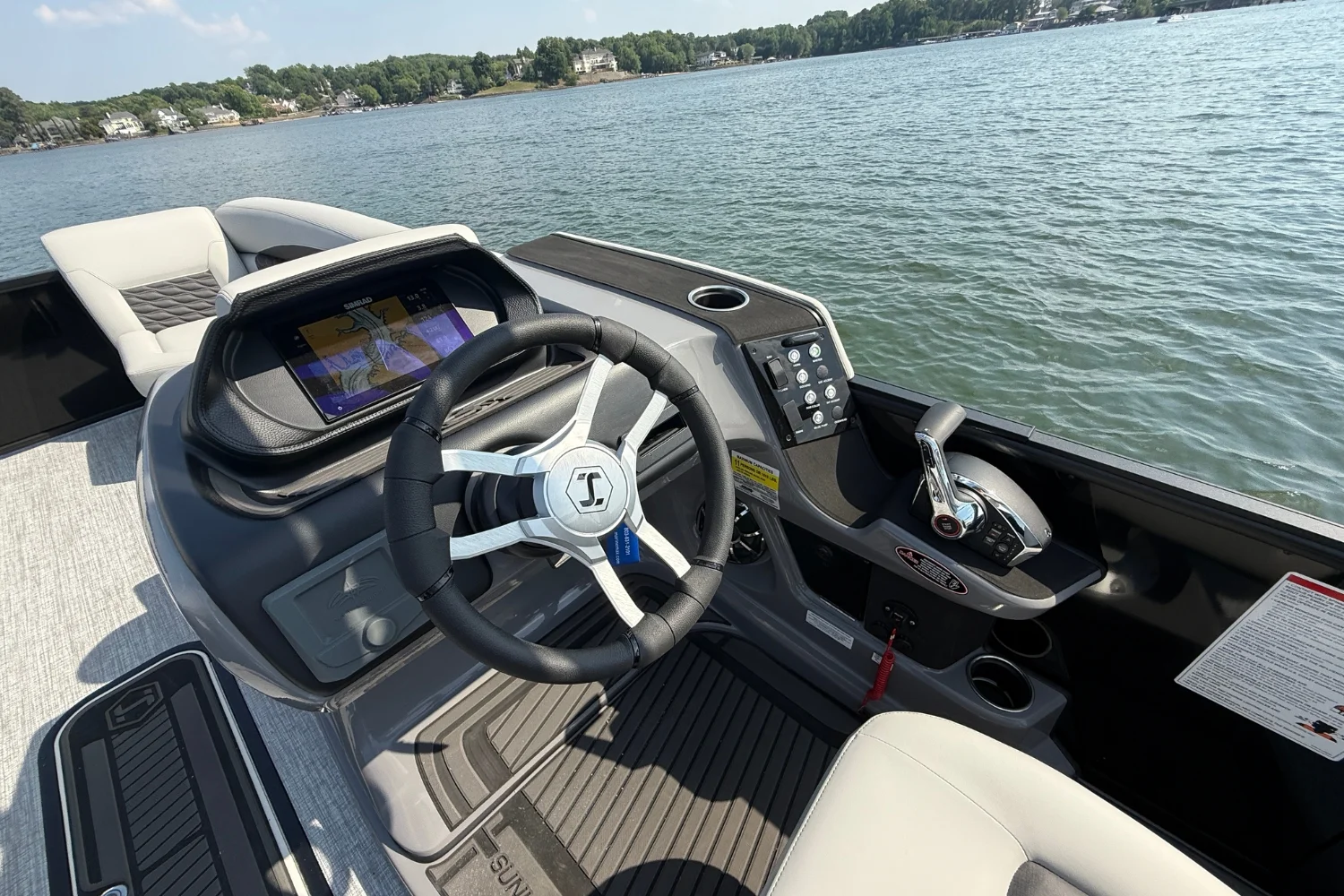 2026 Harris SUNLINER 230 SPORT Image Thumbnail #16