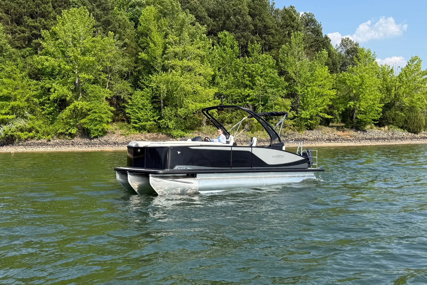 2026 Harris SUNLINER 230 SPORT Image Thumbnail #6
