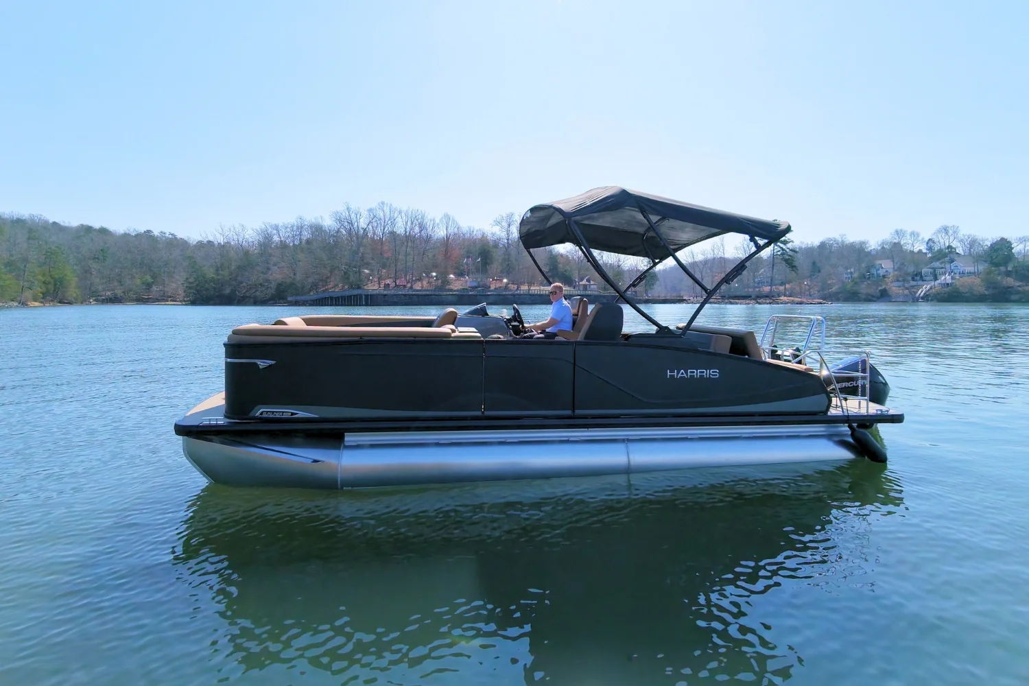 2026 Harris Sunliner 230 Image Thumbnail #0