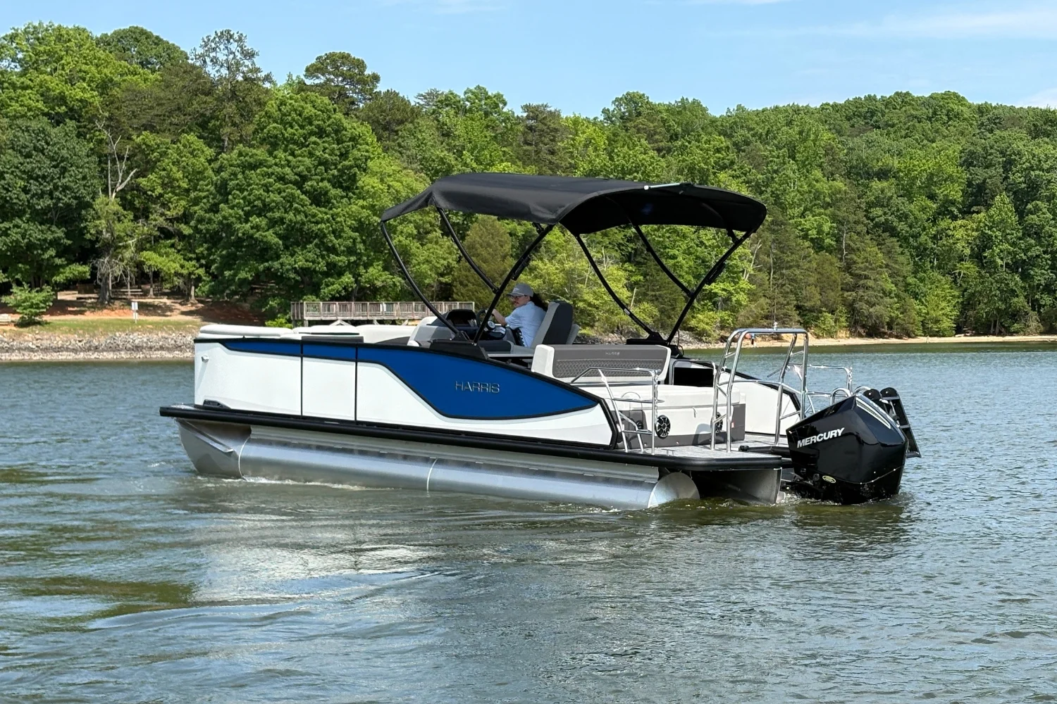 2026 Harris Sunliner 230 Image Thumbnail #1