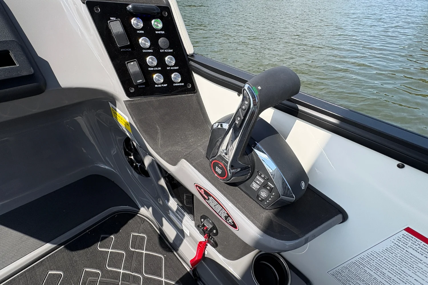 2026 Harris Sunliner 230 Image Thumbnail #26