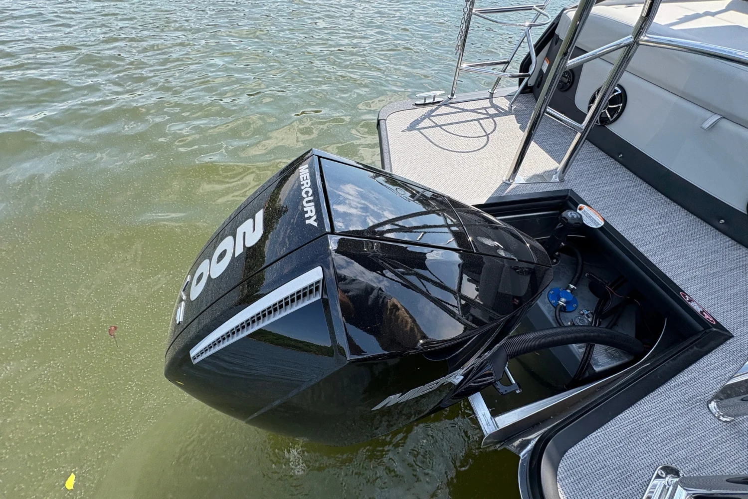 2026 Harris Sunliner 230 Image Thumbnail #8