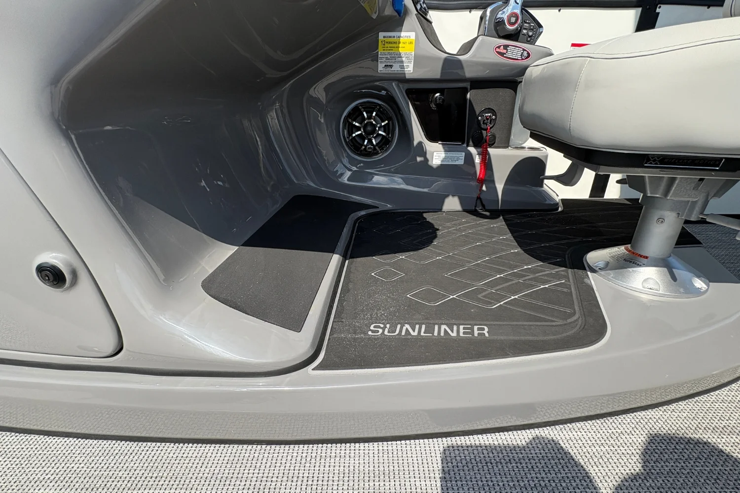 2026 Harris Sunliner 230 Image Thumbnail #21