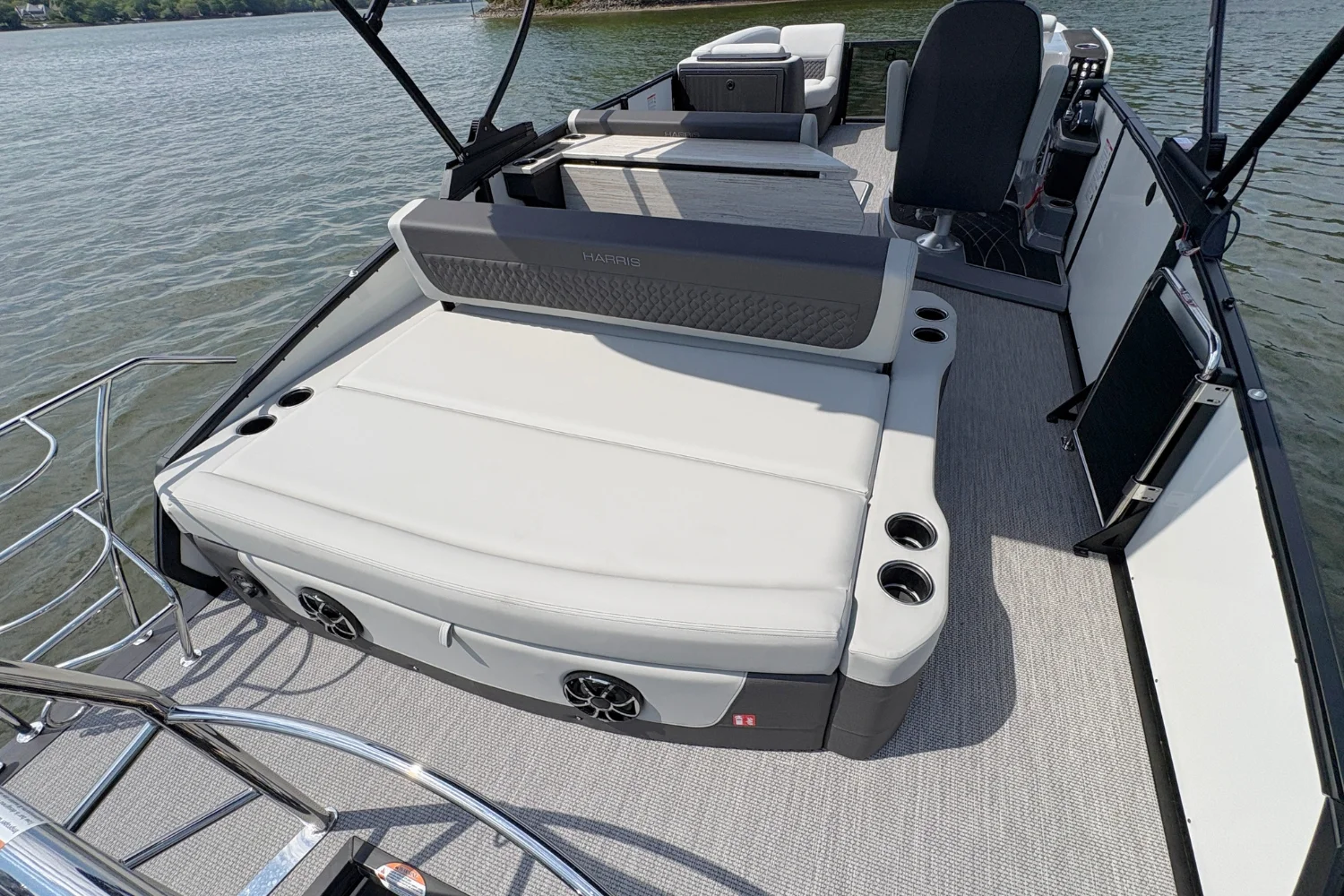 2026 Harris Sunliner 230 Image Thumbnail #13