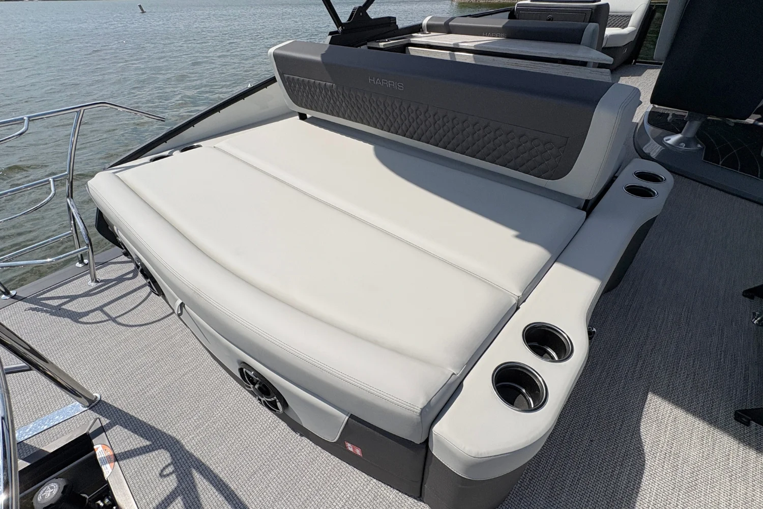 2026 Harris Sunliner 230 Image Thumbnail #12
