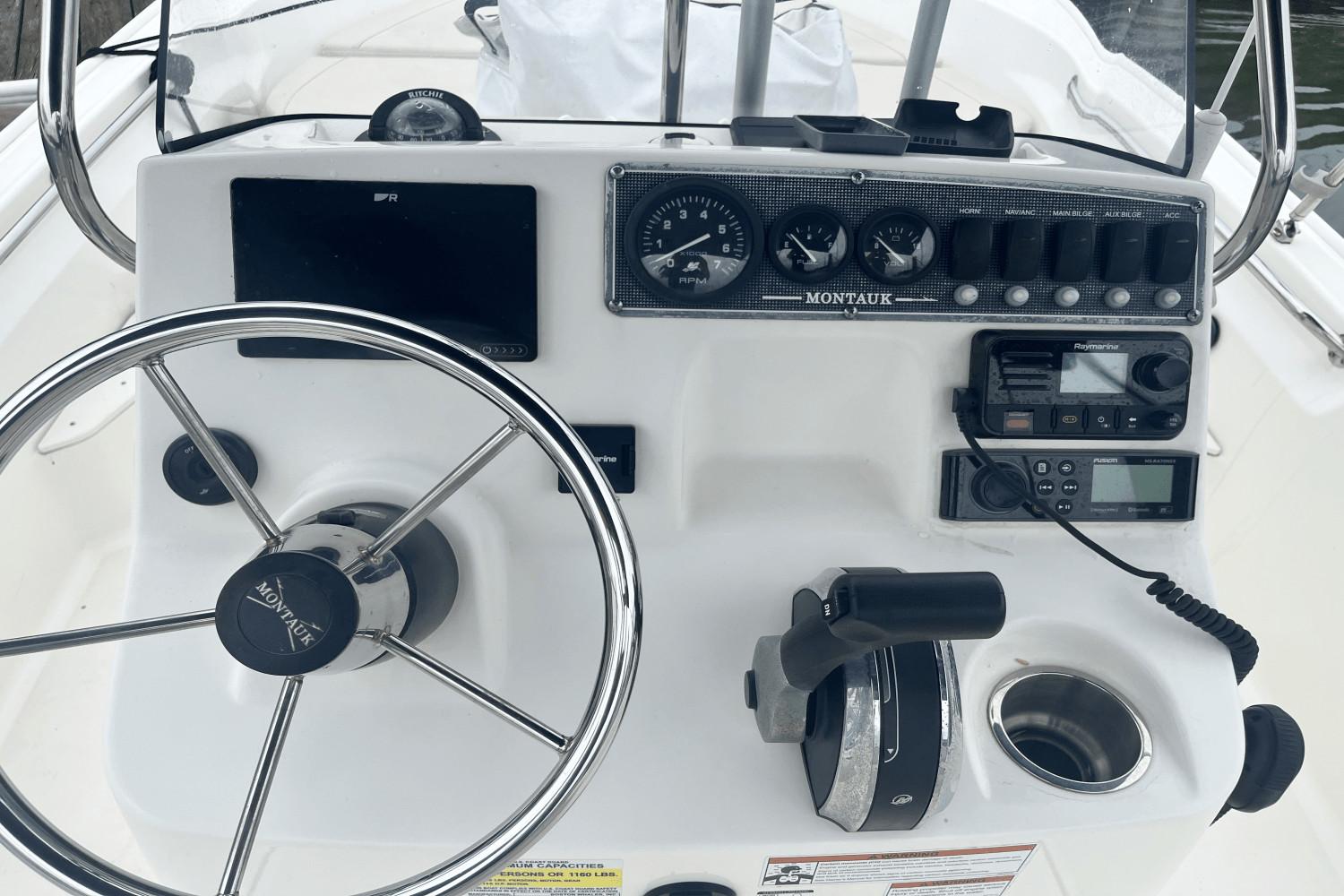 2021 Boston Whaler 170 MONTAUK Image Thumbnail #4