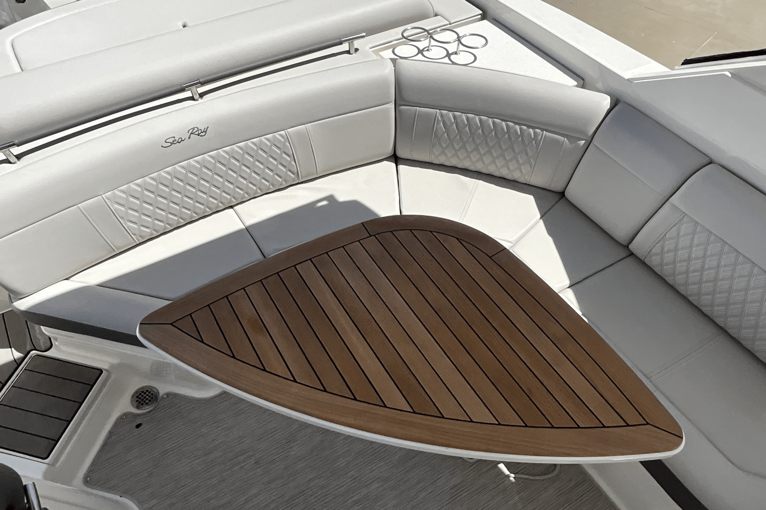 2023 Sea Ray 310 SLX OUTBOARD Image Thumbnail #21