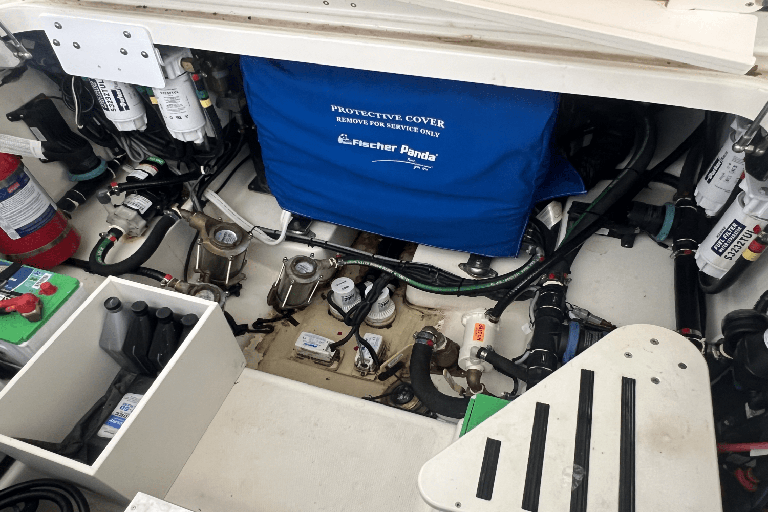 2021 Boston Whaler 420 OUTRAGE Image Thumbnail #14