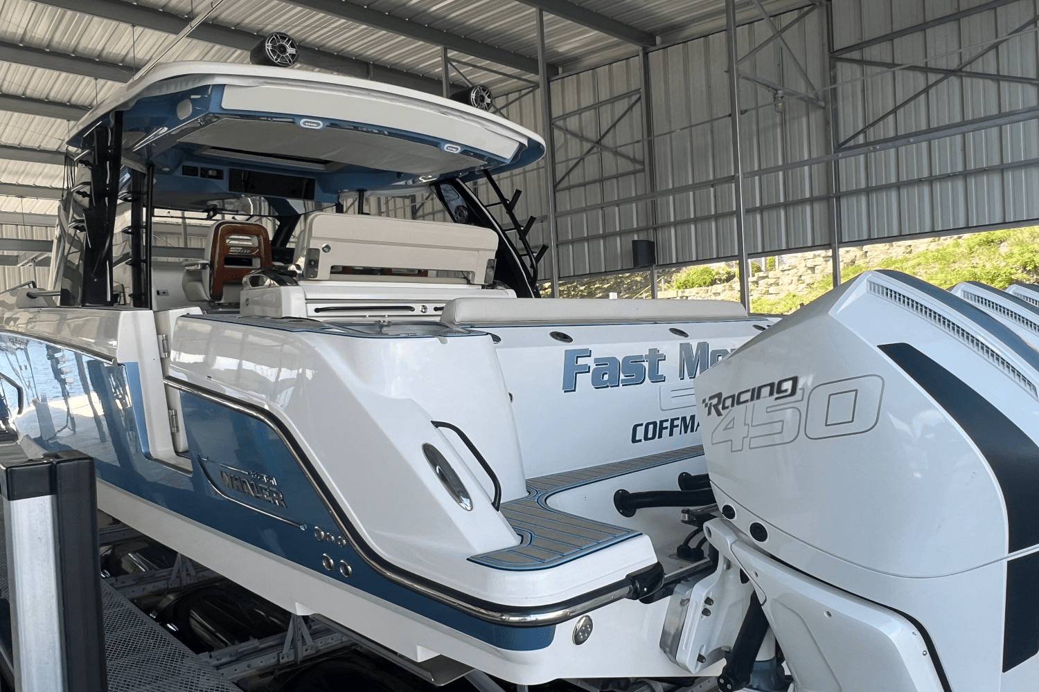 2021 Boston Whaler 420 OUTRAGE Image Thumbnail #12