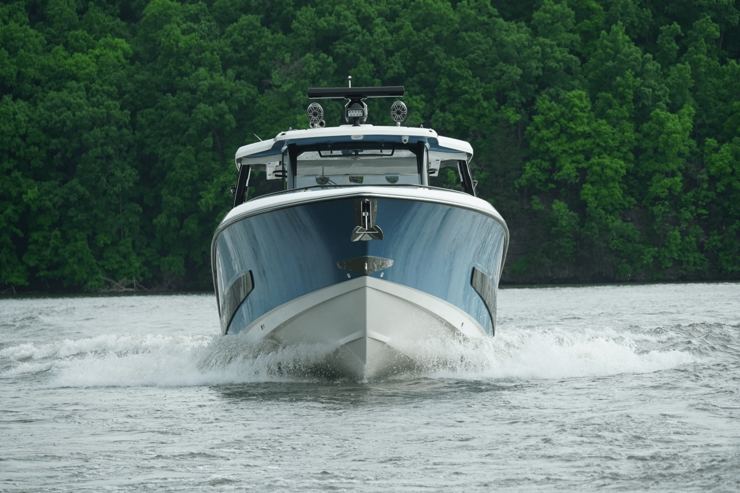 2021 Boston Whaler 420 OUTRAGE Image Thumbnail #4