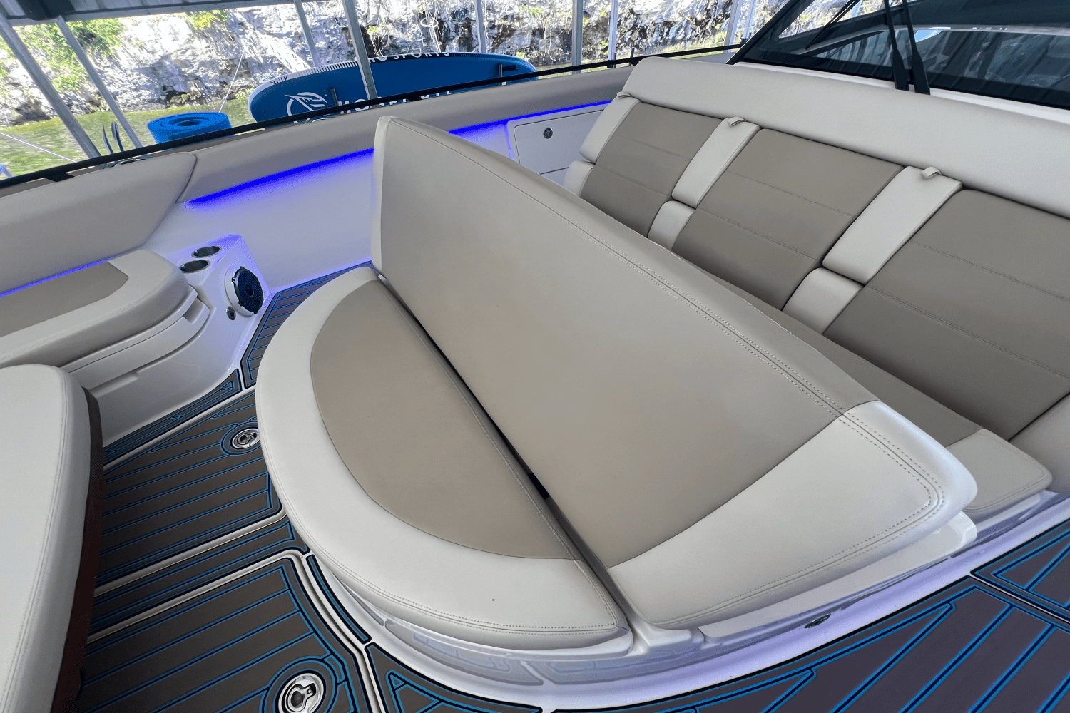 2021 Boston Whaler 420 OUTRAGE Image Thumbnail #39