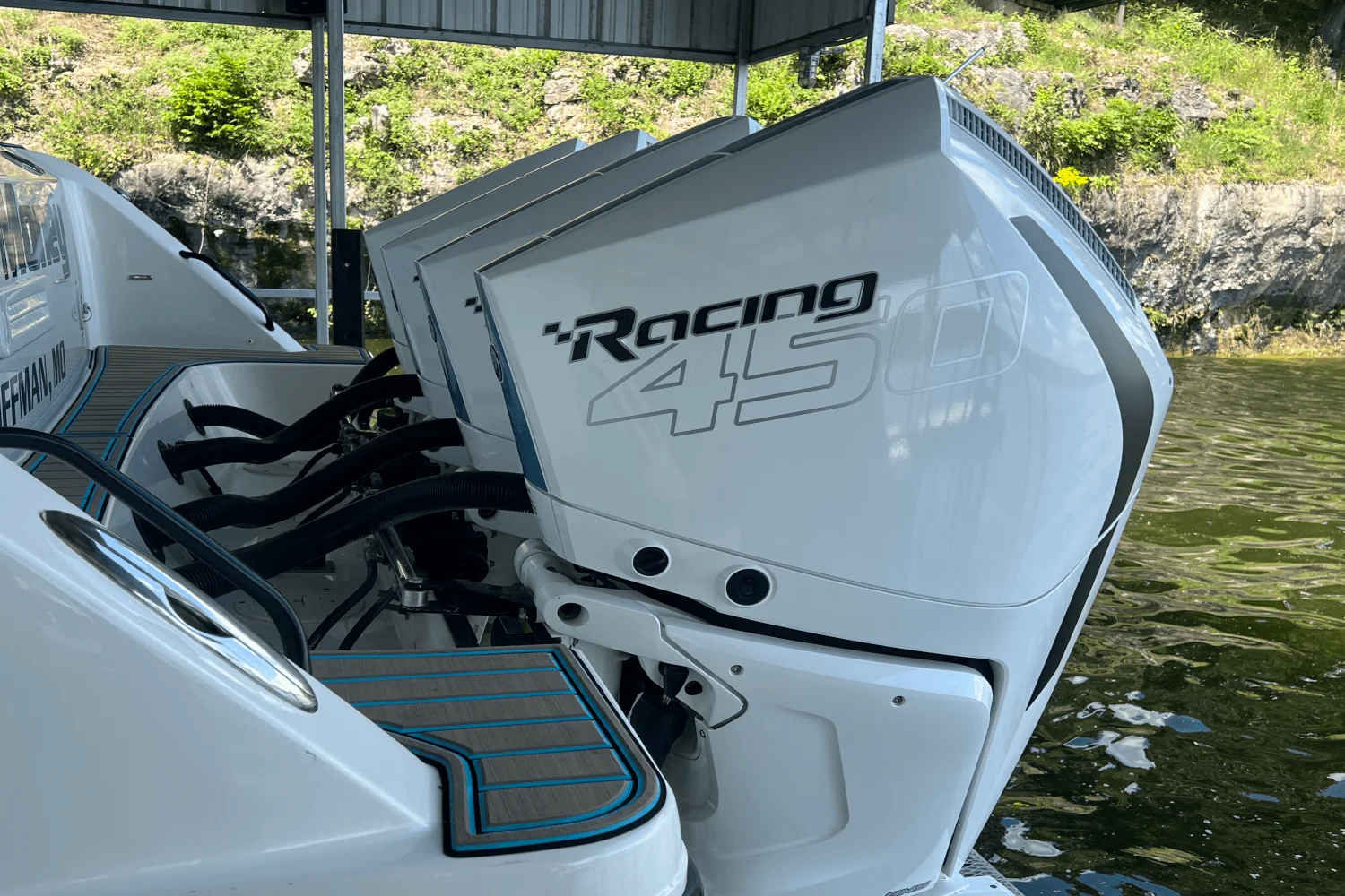 2021 Boston Whaler 420 OUTRAGE Image Thumbnail #11