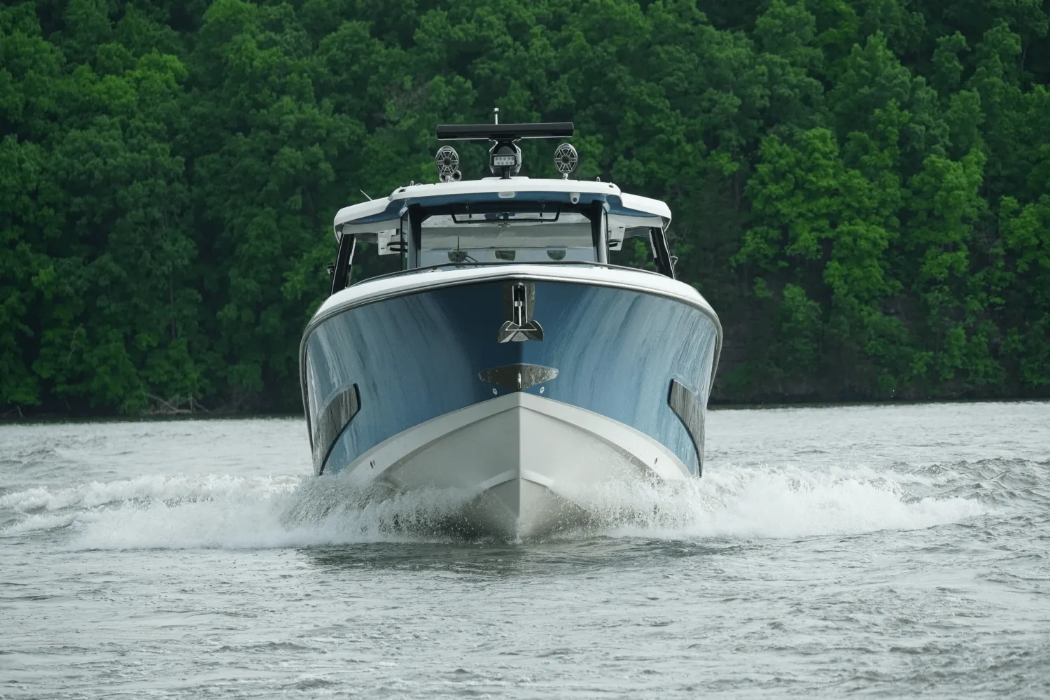 2021 Boston Whaler 420 OUTRAGE Image Thumbnail #4