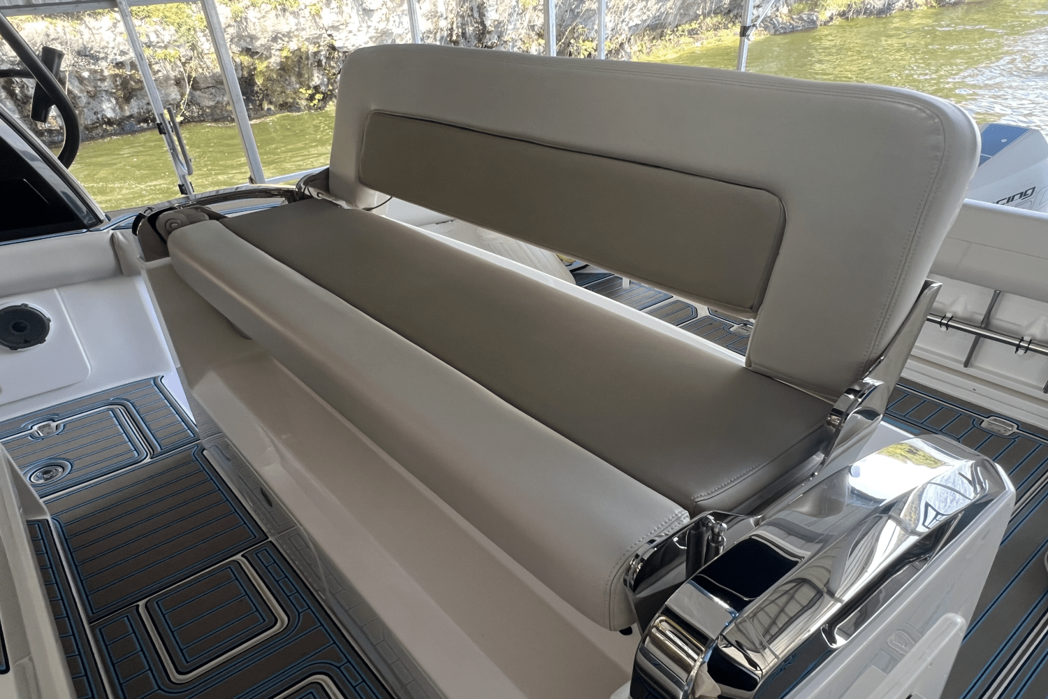 2021 Boston Whaler 420 OUTRAGE Image Thumbnail #22