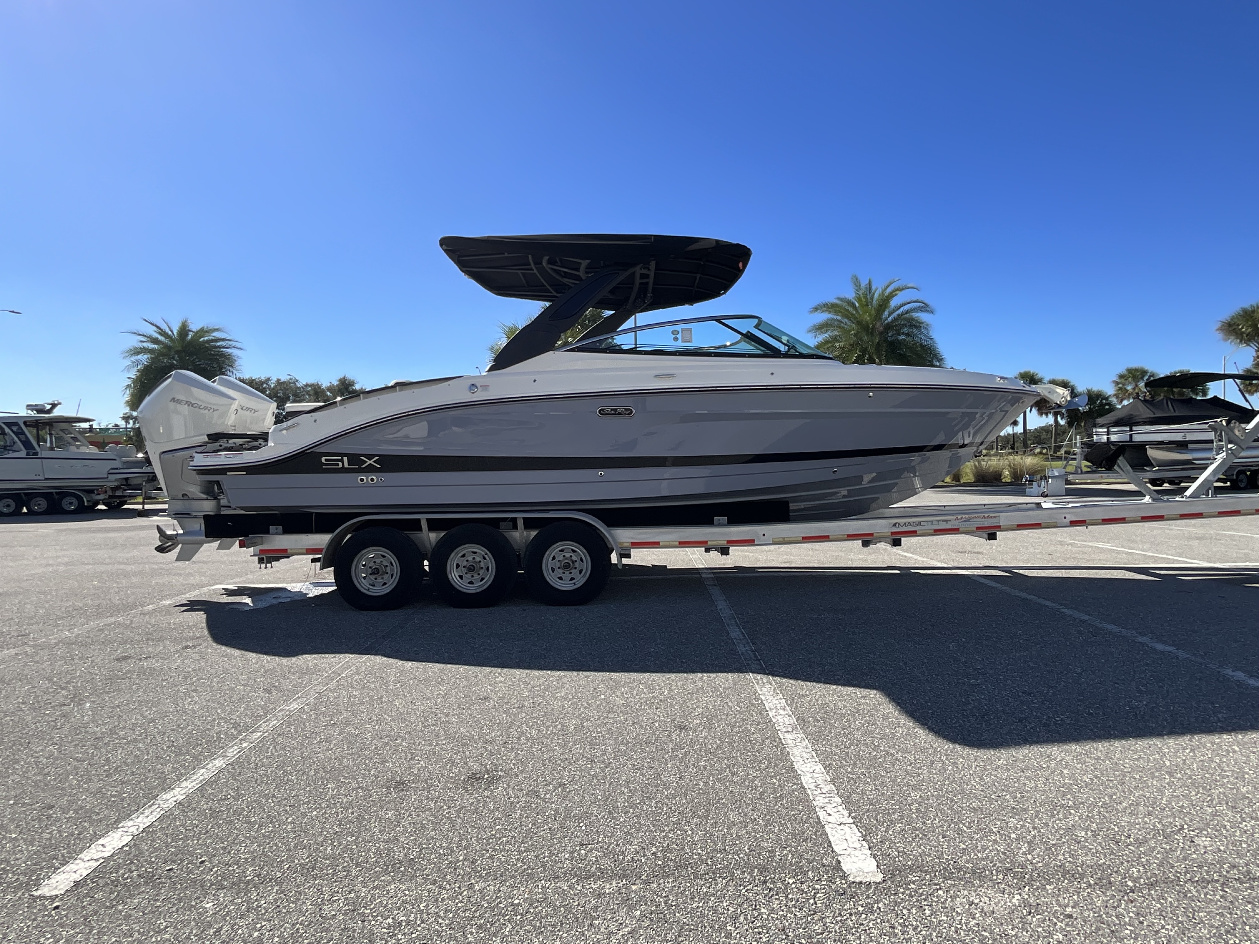 2026 Sea Ray SLX 280 Outboard Image Thumbnail #1
