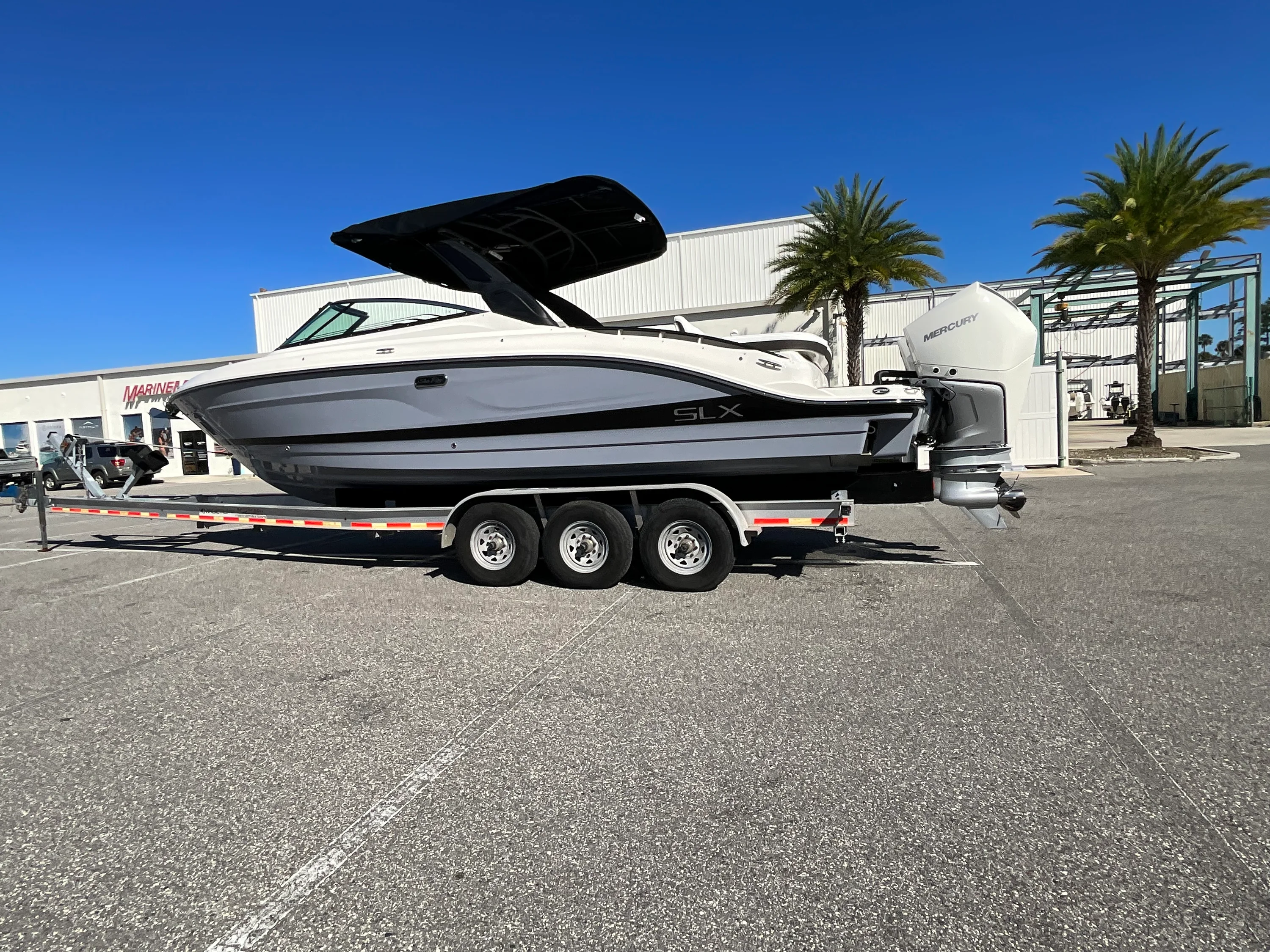 2026 Sea Ray SLX 280 Outboard Image Thumbnail #22