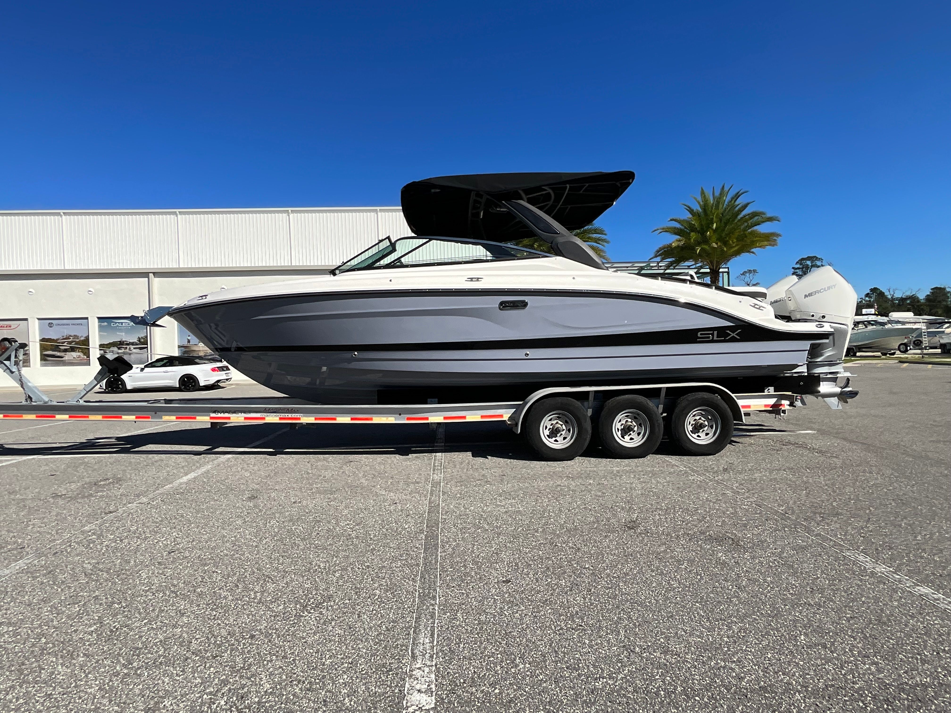 2026 Sea Ray SLX 280 Outboard Image Thumbnail #23