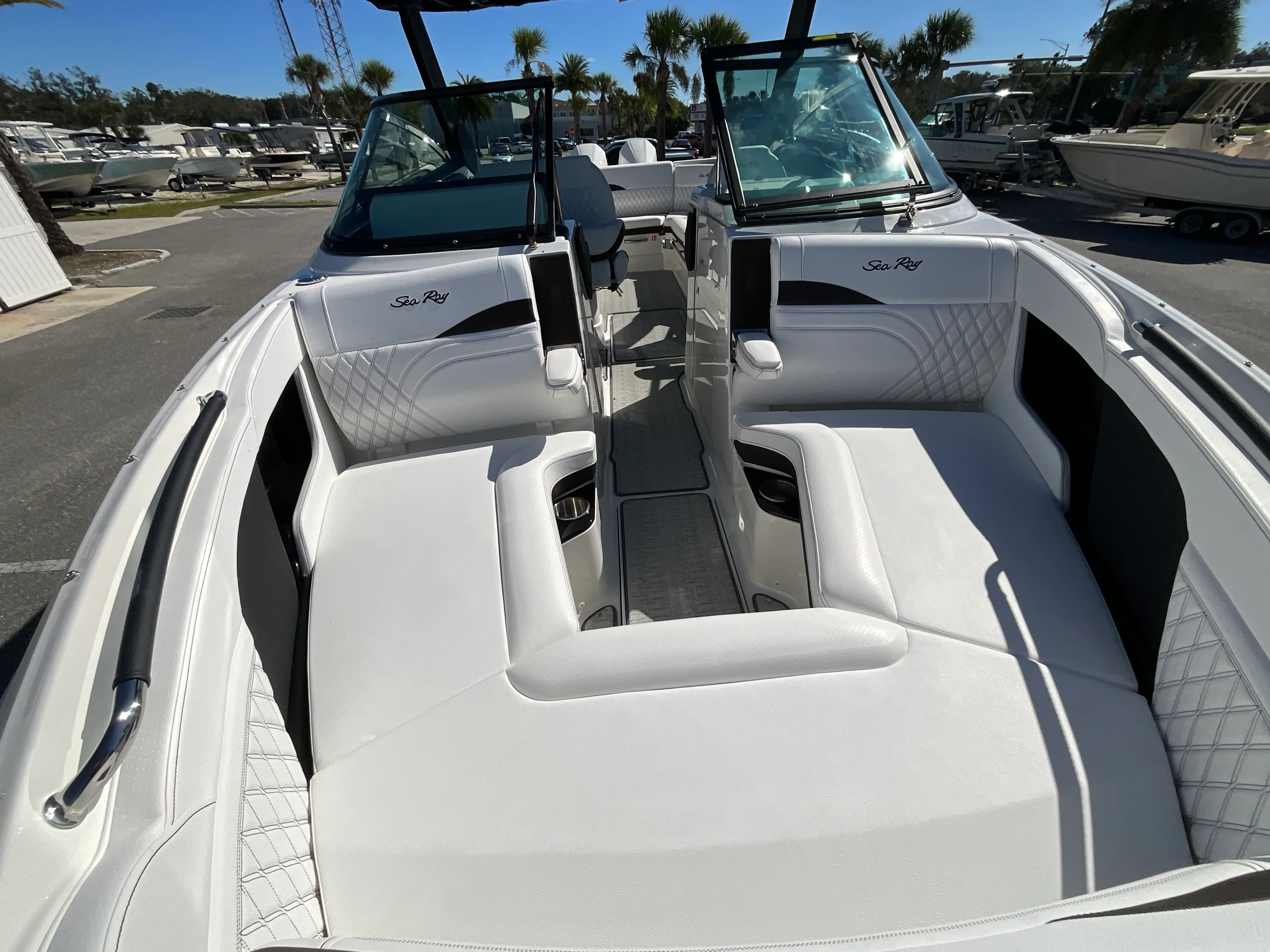 2026 Sea Ray SLX 280 Outboard Image Thumbnail #12