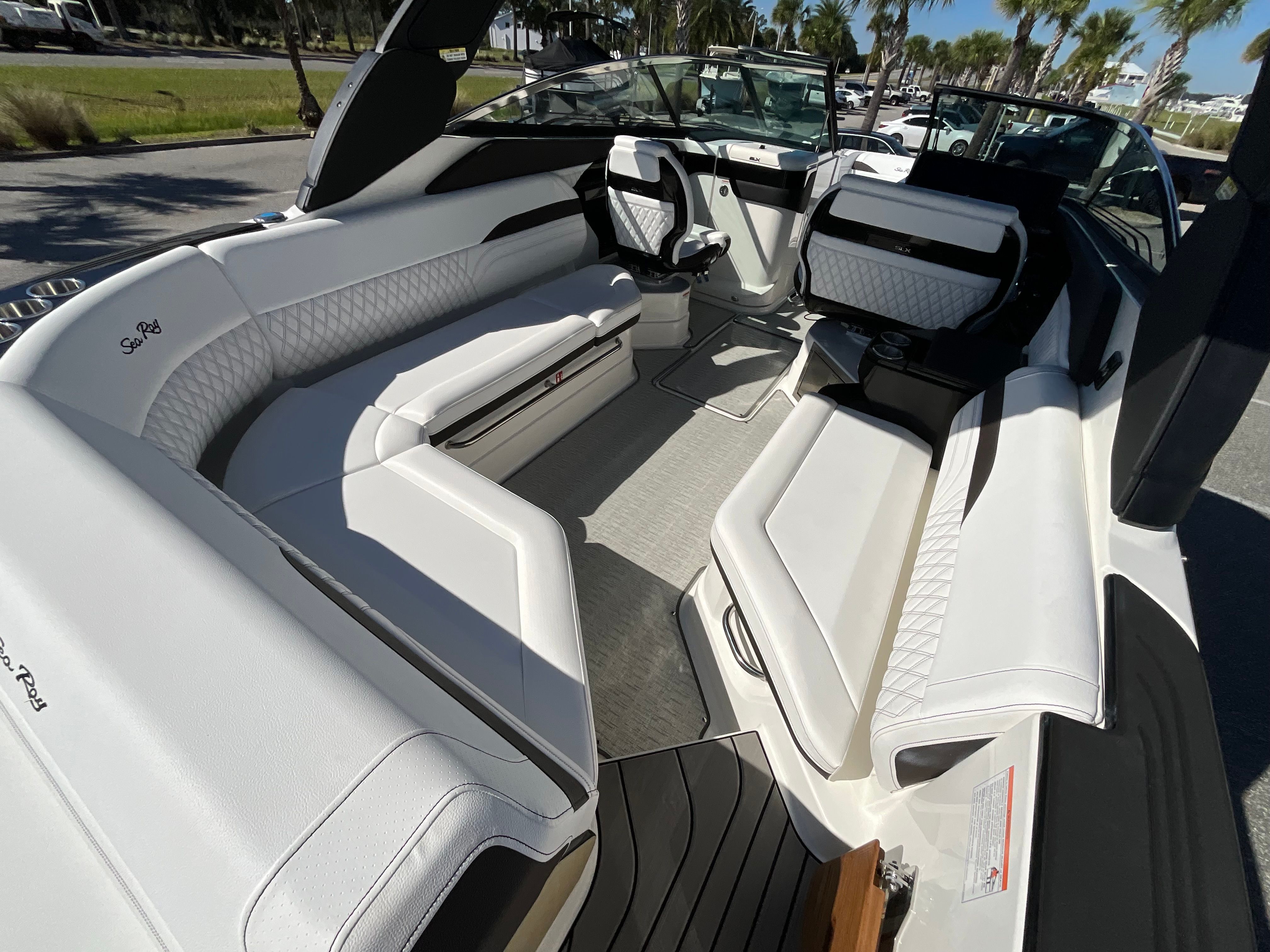 2026 Sea Ray SLX 280 Outboard Image Thumbnail #20