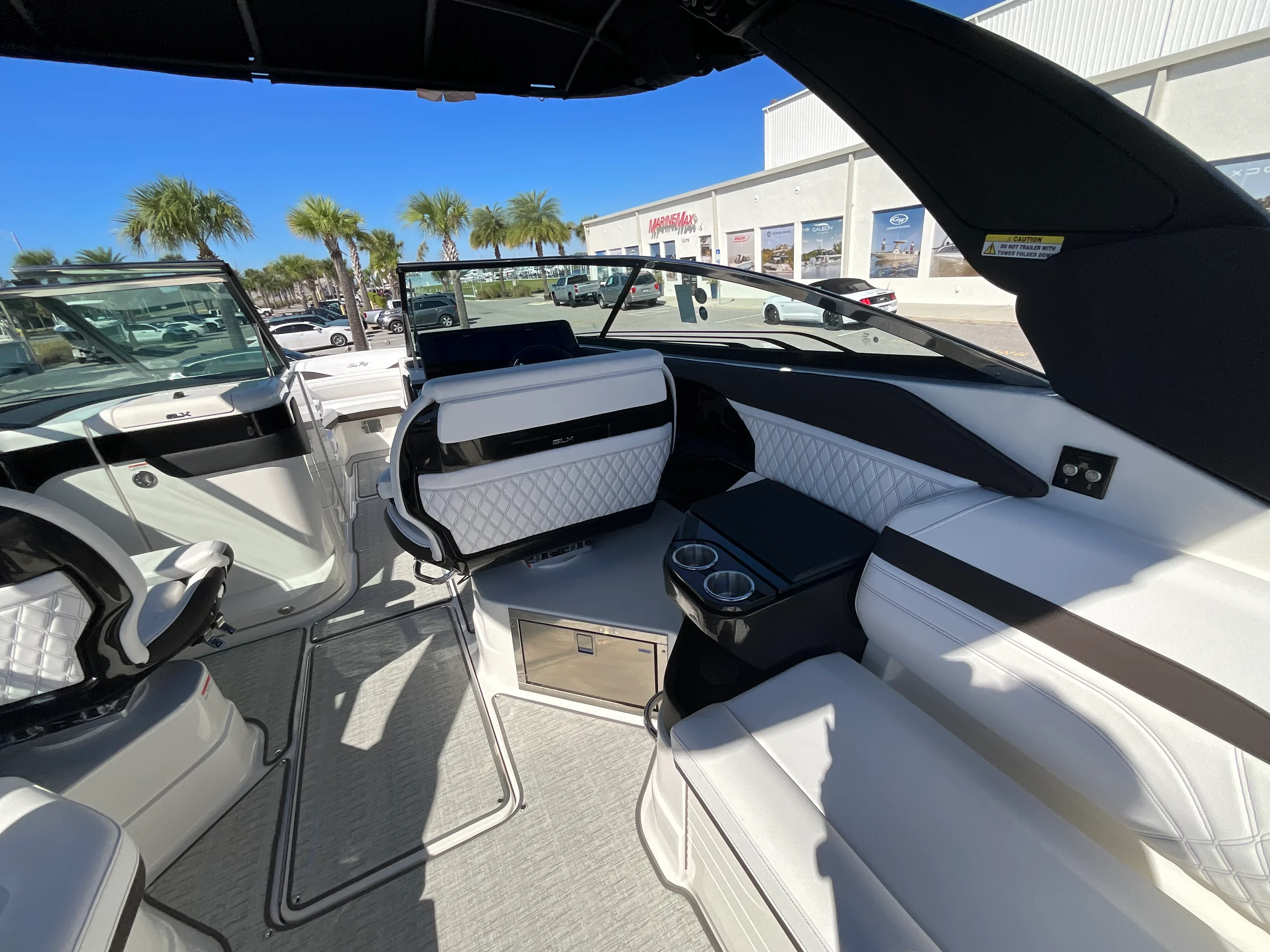 2026 Sea Ray SLX 280 Outboard Image Thumbnail #10