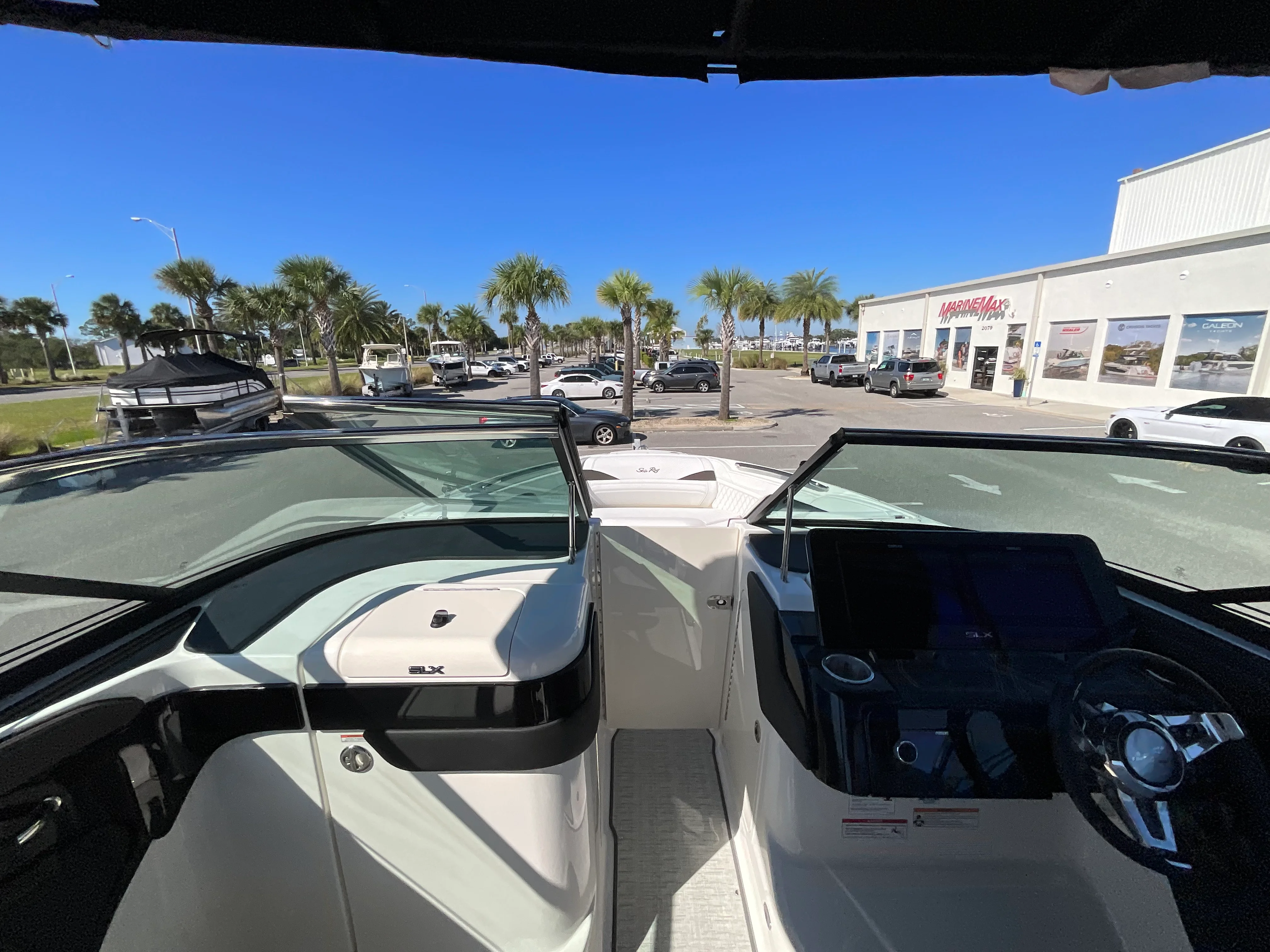 2026 Sea Ray SLX 280 Outboard Image Thumbnail #18