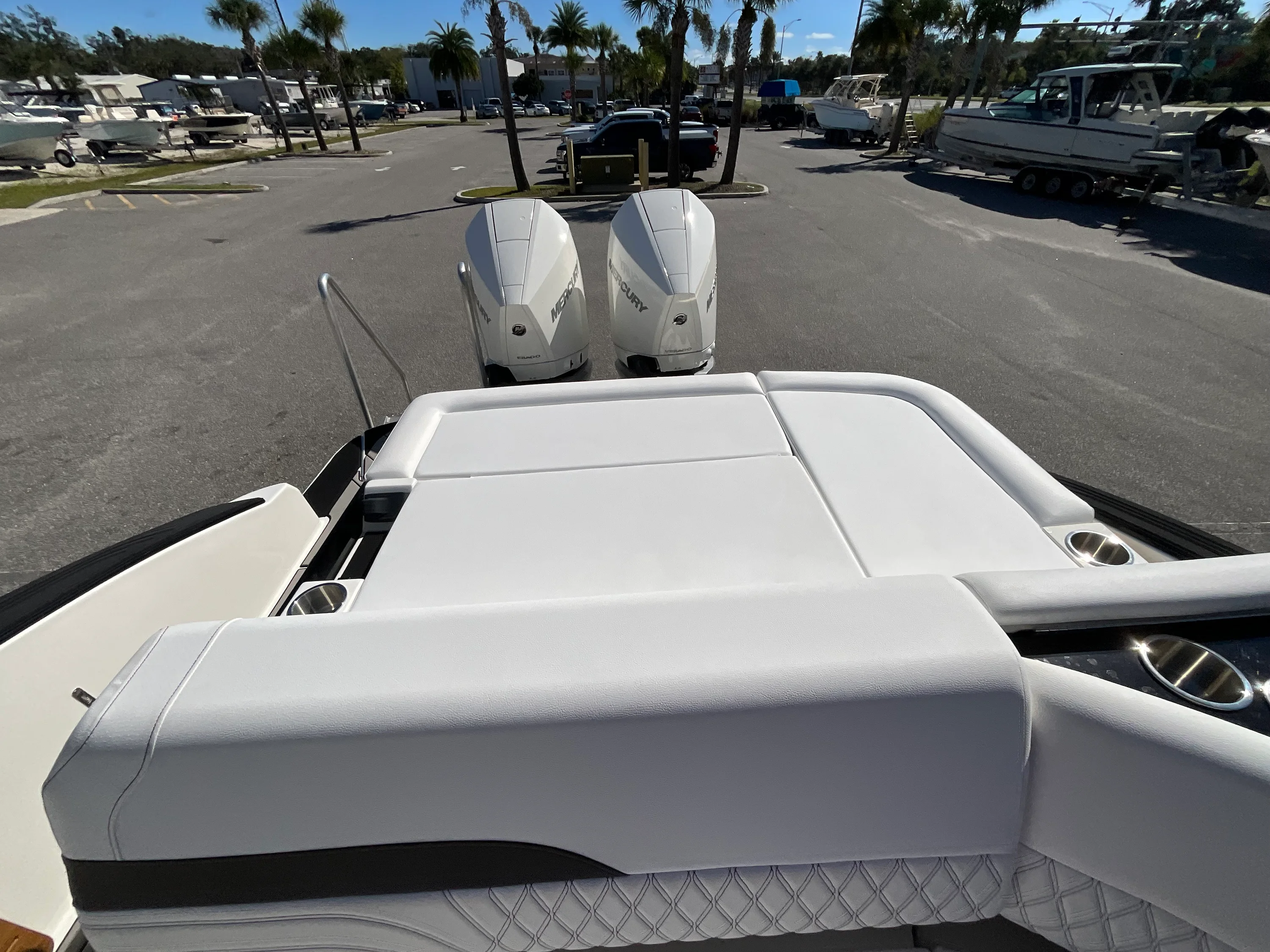 2026 Sea Ray SLX 280 Outboard Image Thumbnail #26
