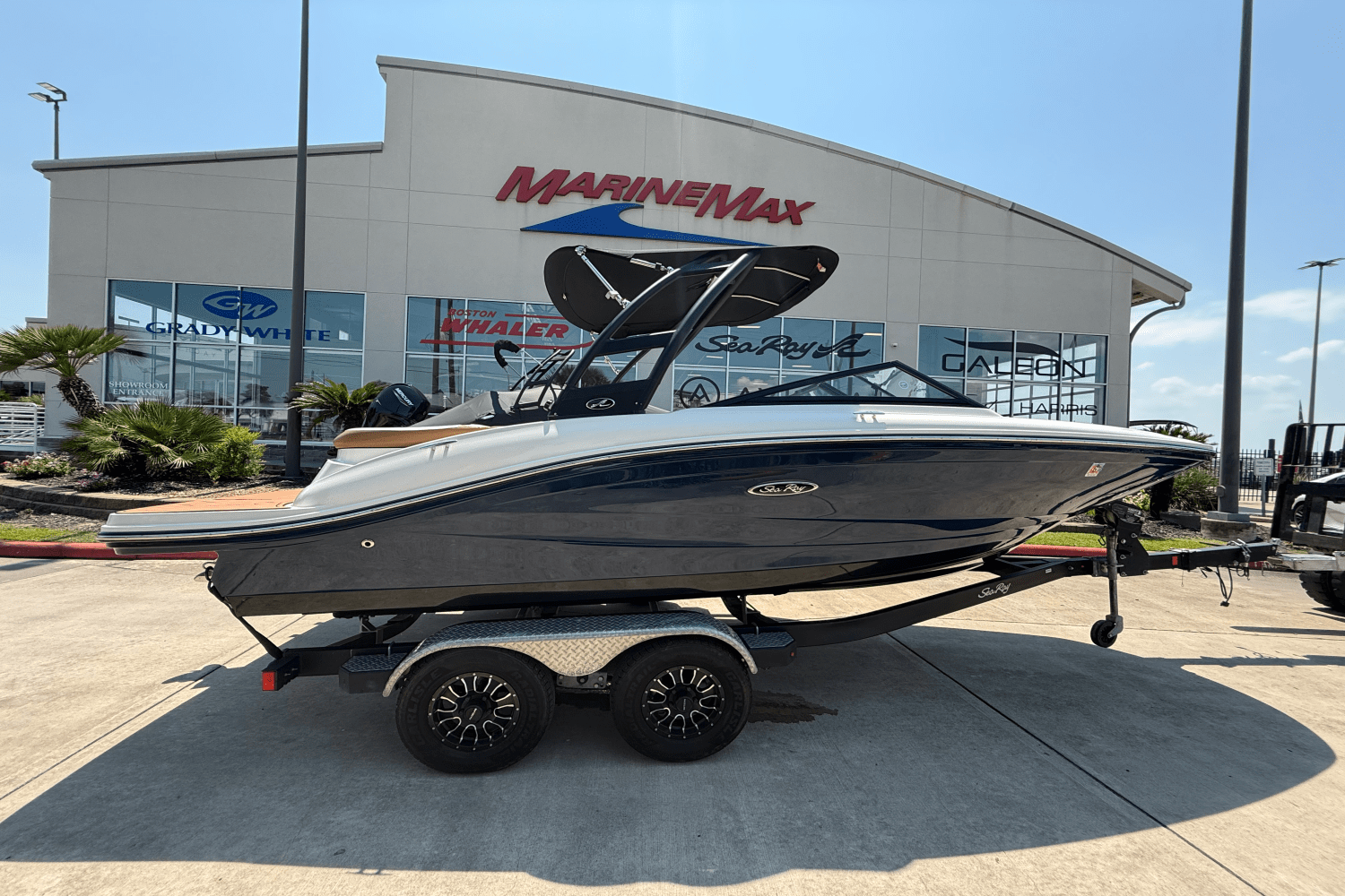 2018 Sea Ray SPX 190 Image Thumbnail #0
