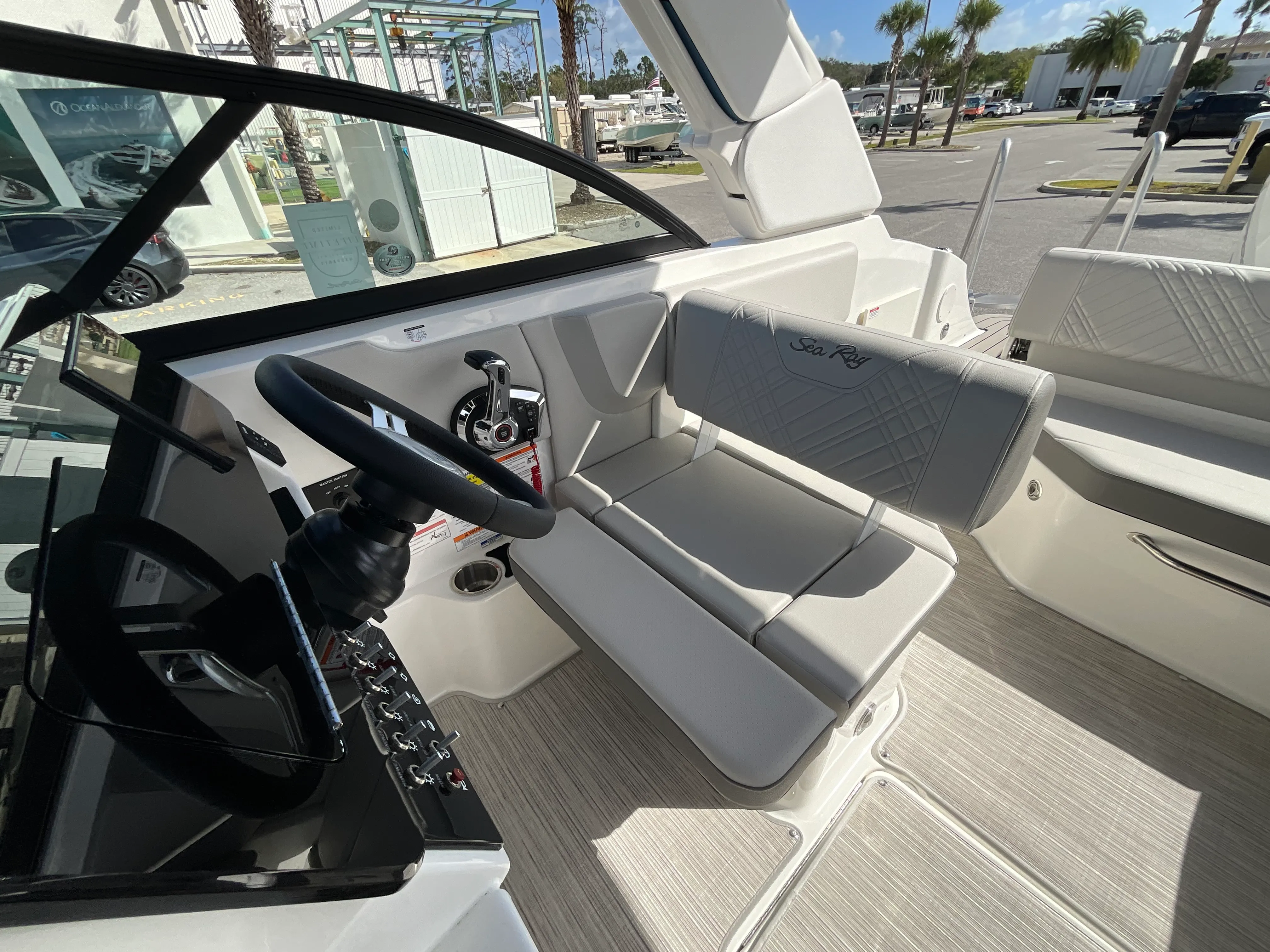 2026 Sea Ray SDX 230 Outboard Image Thumbnail #13