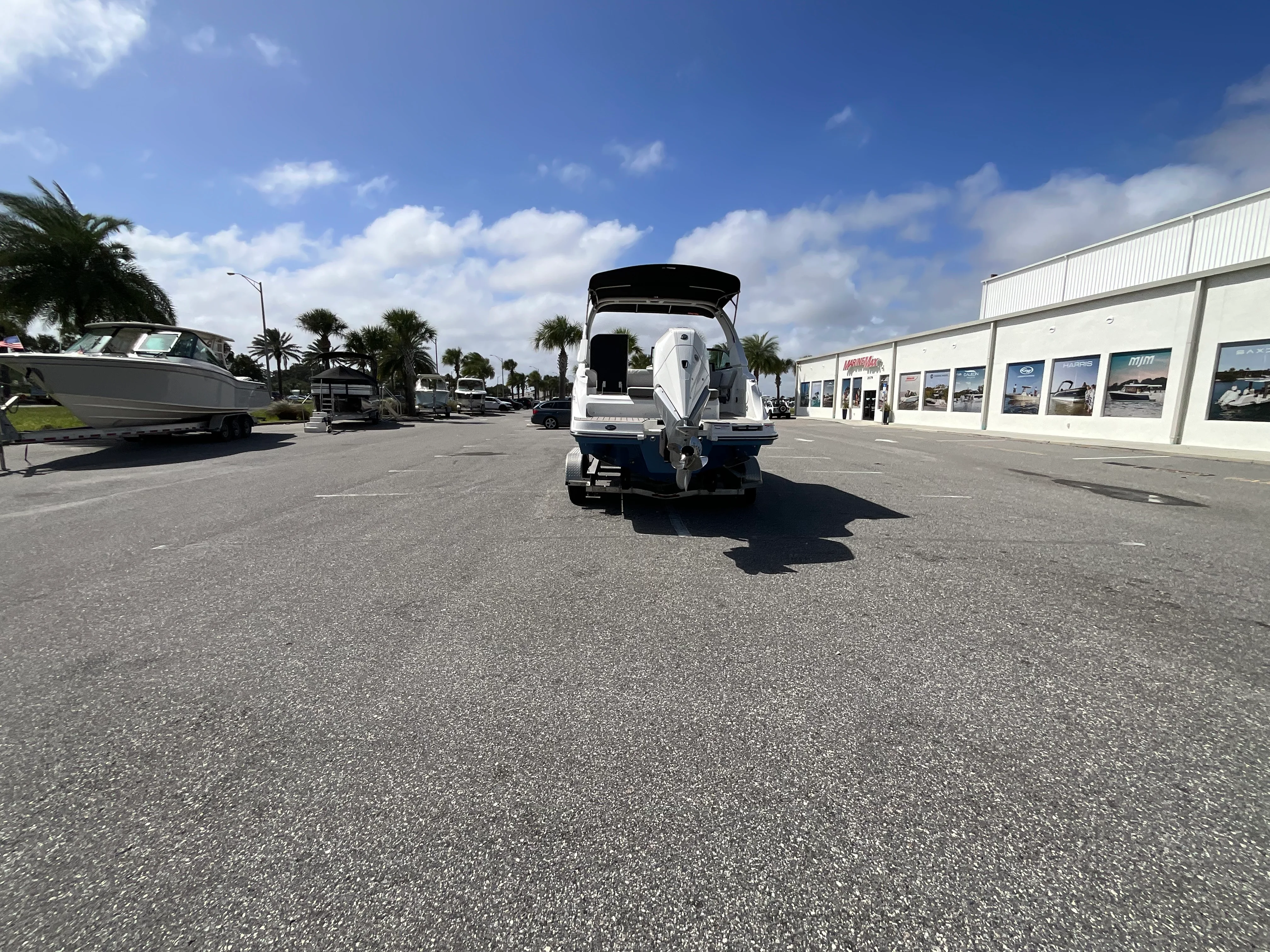 2026 Sea Ray SDX 230 Outboard Image Thumbnail #34