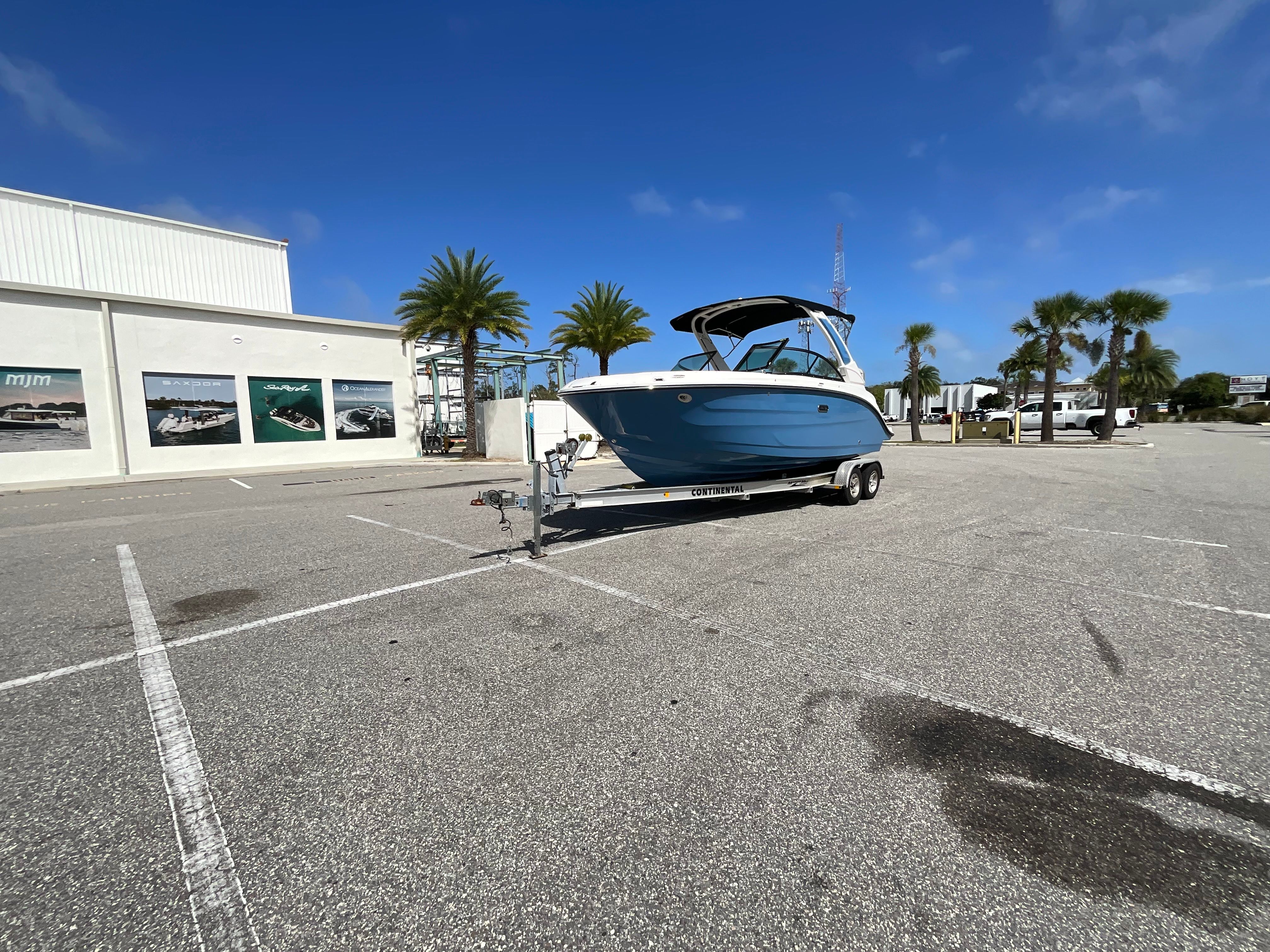 2026 Sea Ray SDX 230 Outboard Image Thumbnail #35