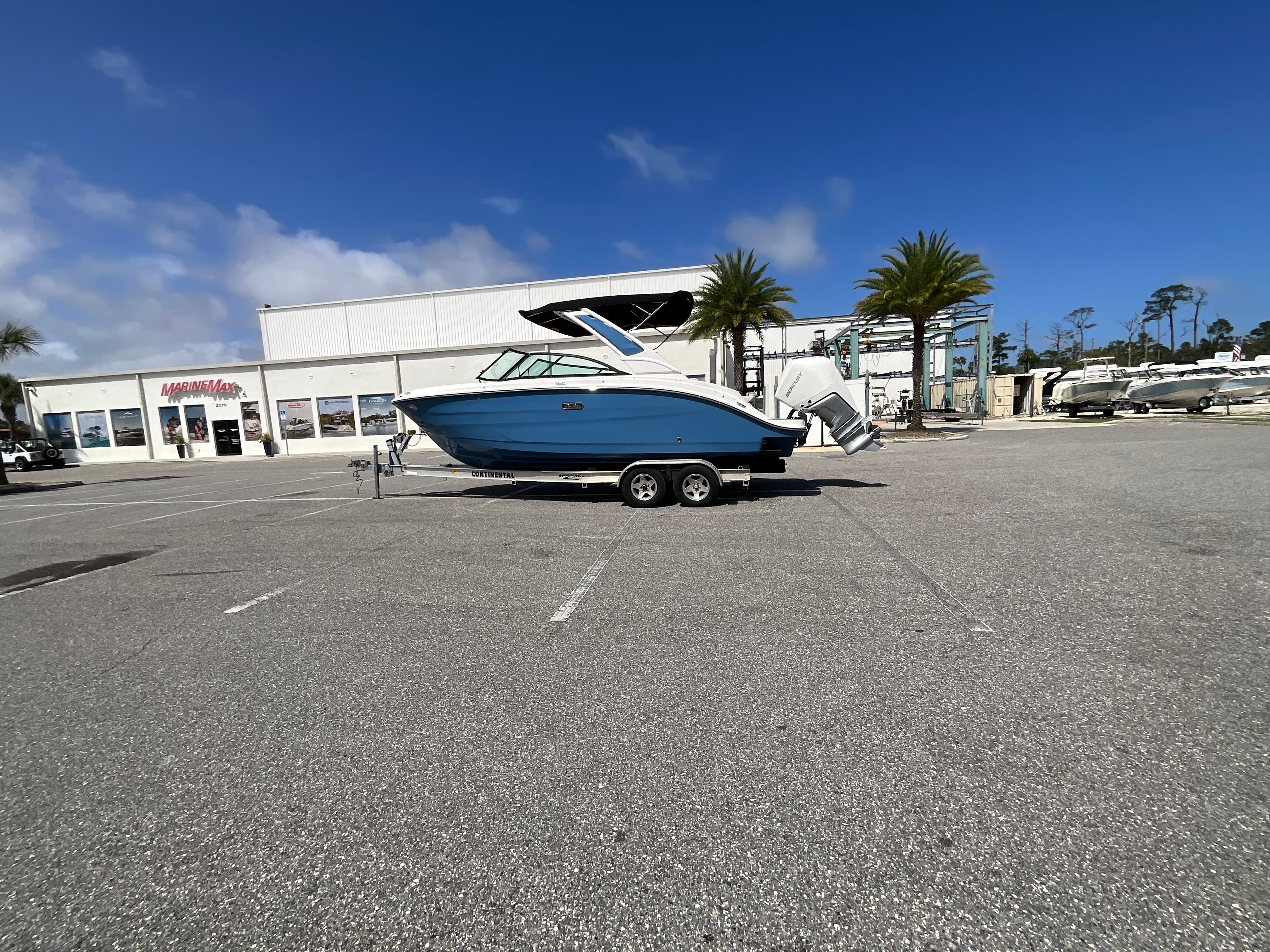 2026 Sea Ray SDX 230 Outboard Image Thumbnail #33