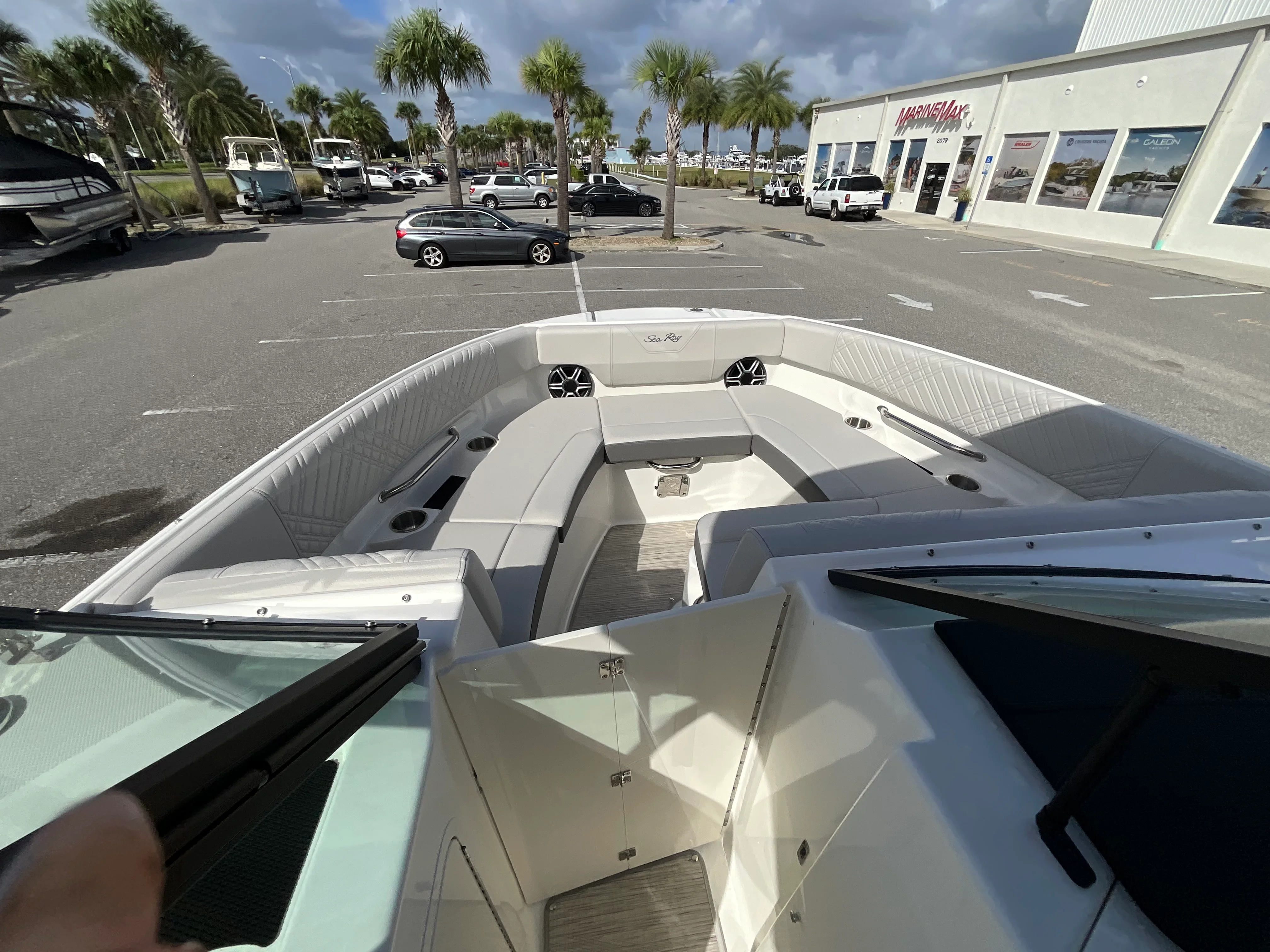 2026 Sea Ray SDX 230 Outboard Image Thumbnail #1