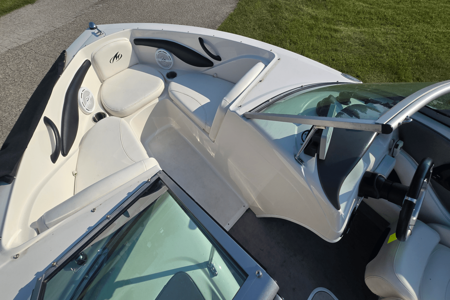 2012 Monterey 184 FS Image Thumbnail #10