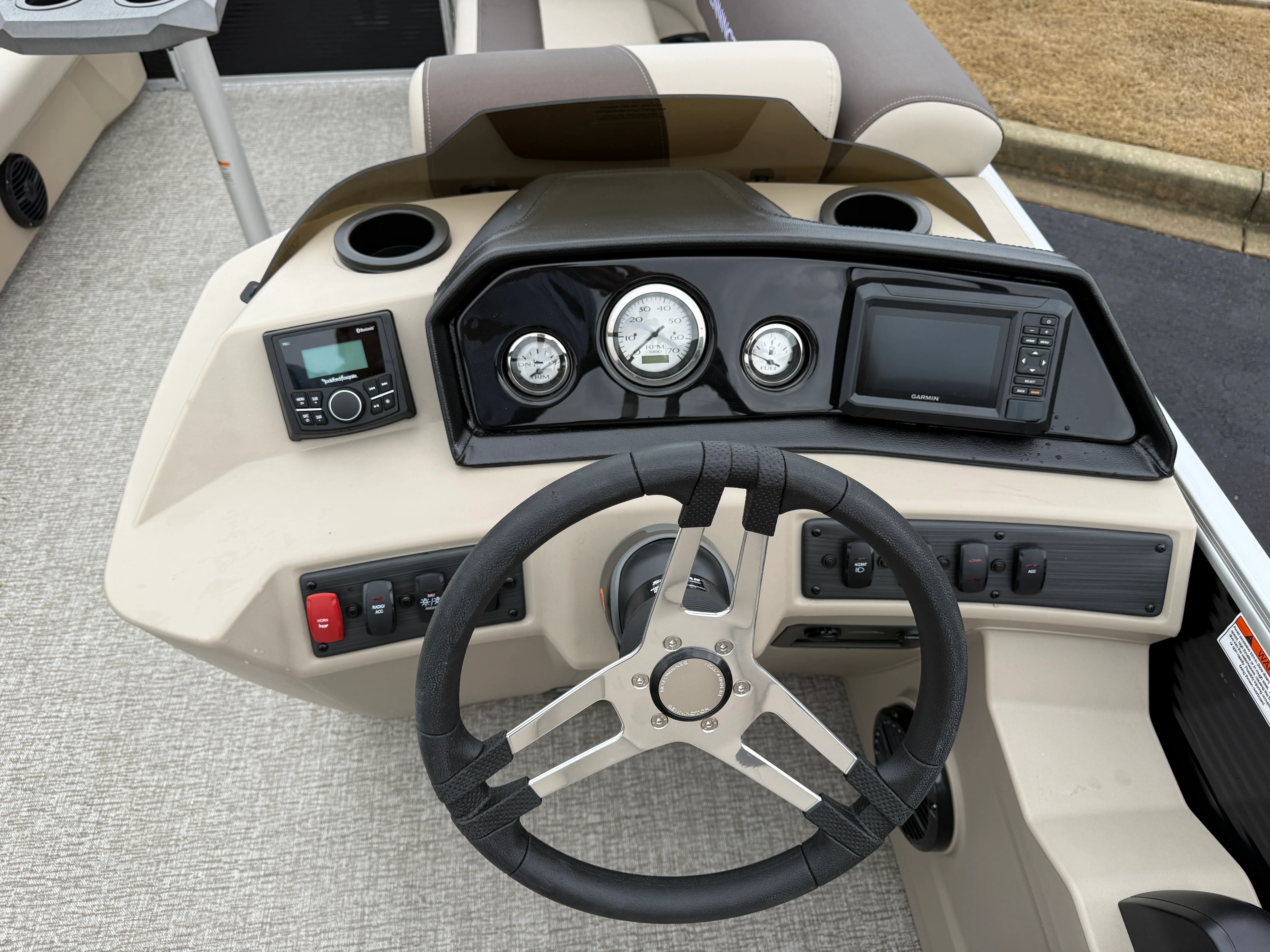 2026 Bennington 22SSR Image Thumbnail #13