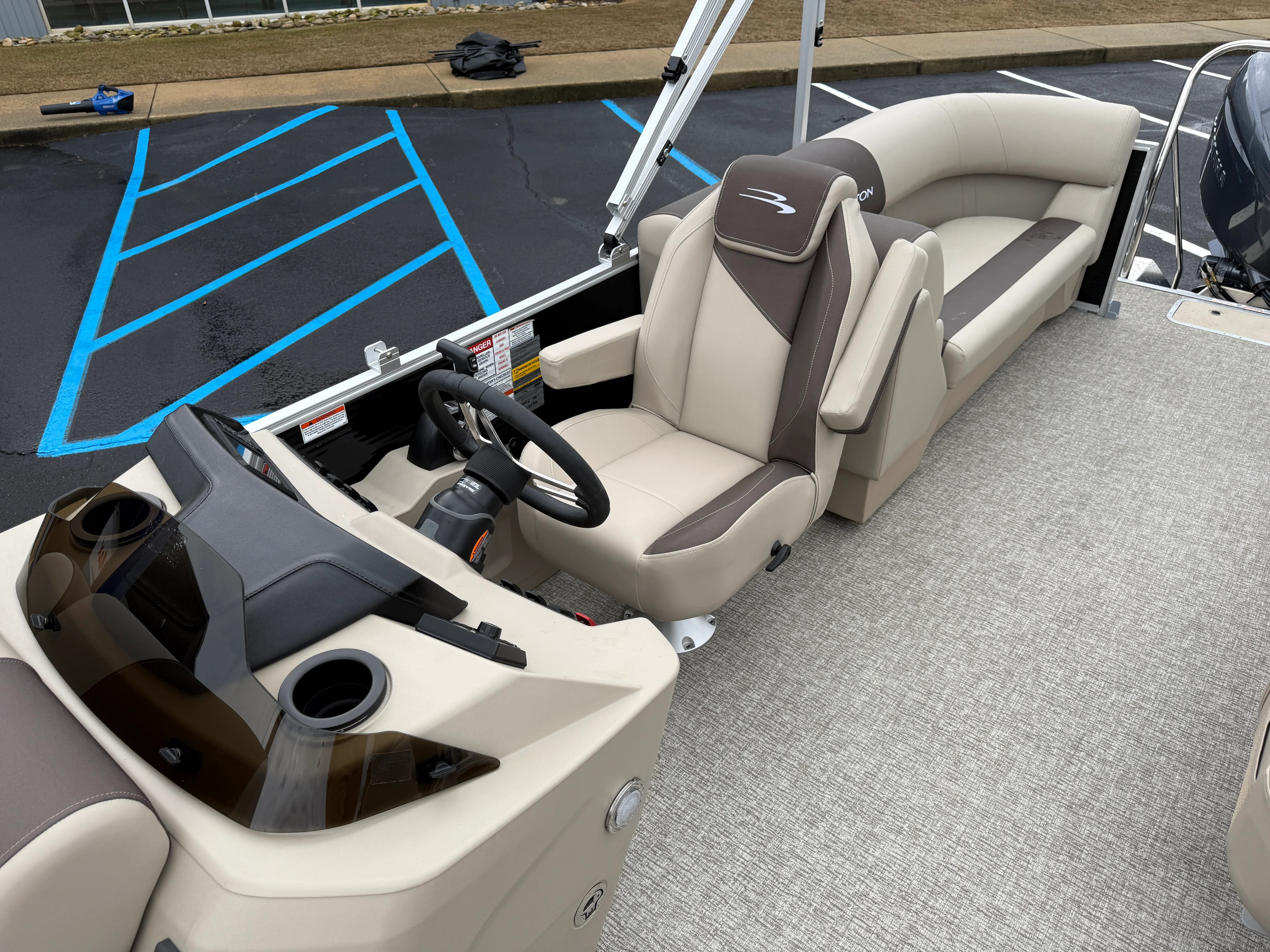 2026 Bennington 22SSR Image Thumbnail #15