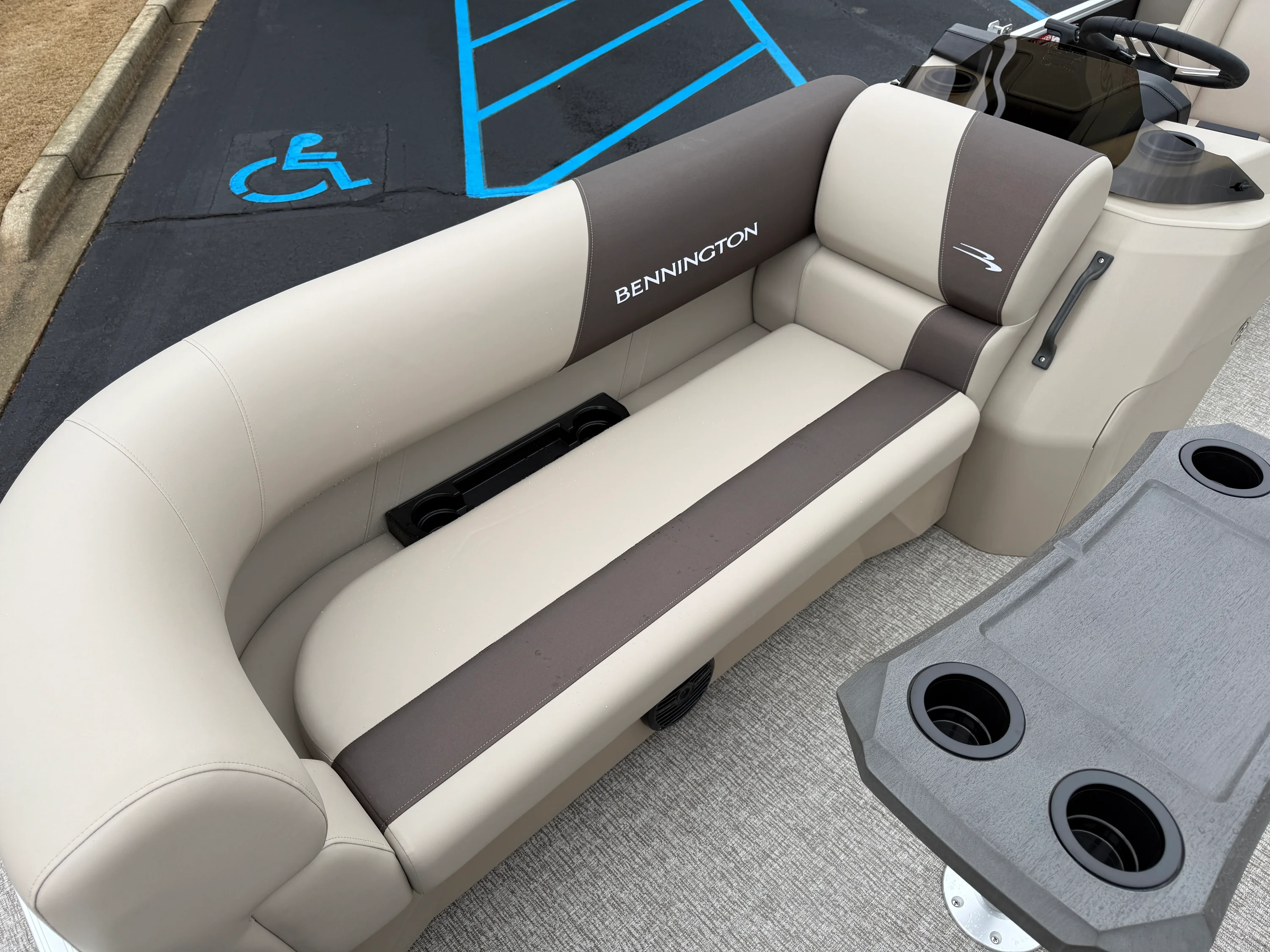 2026 Bennington 22SSR Image Thumbnail #9