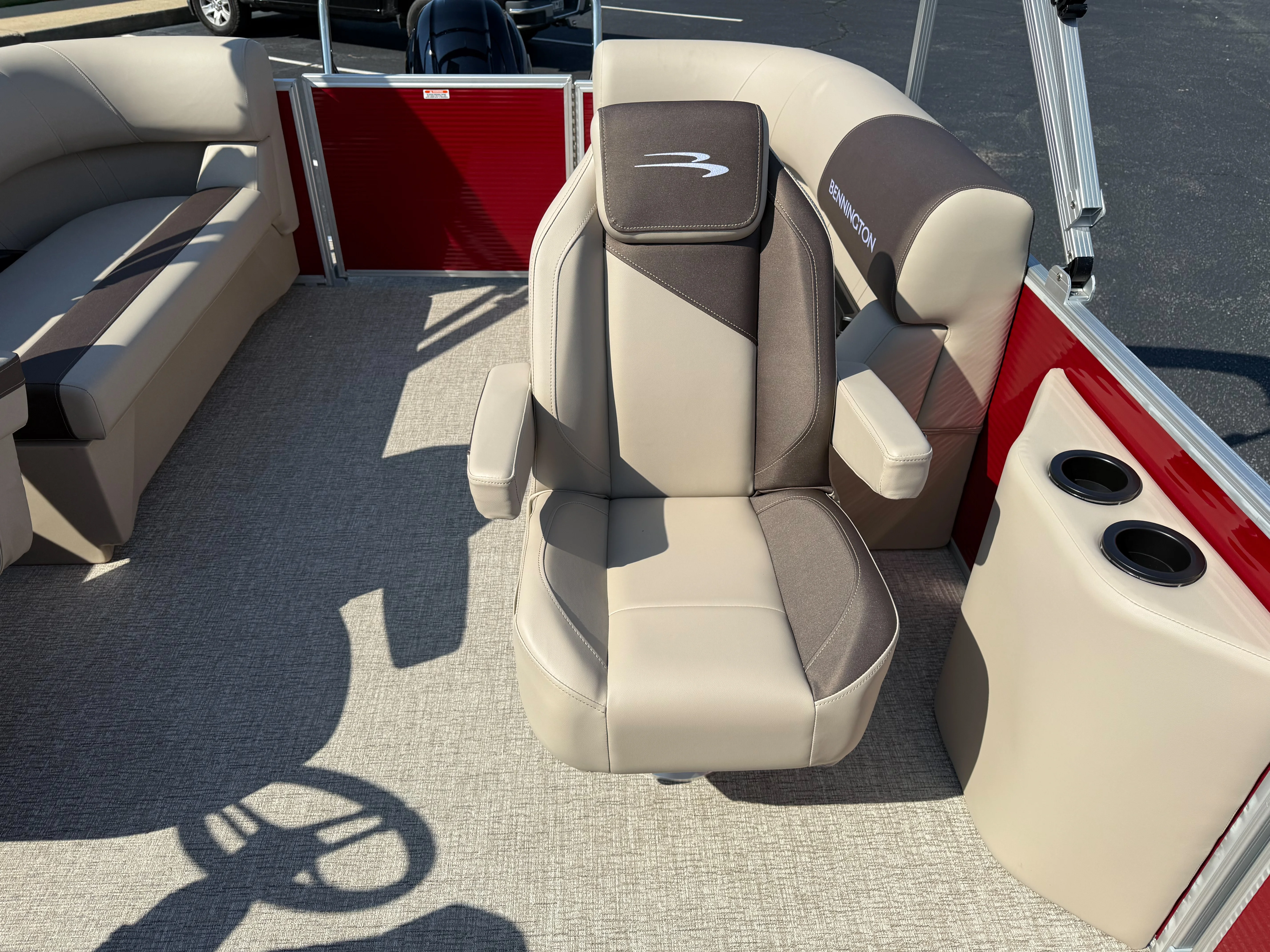 2026 Bennington 20SSR Image Thumbnail #12