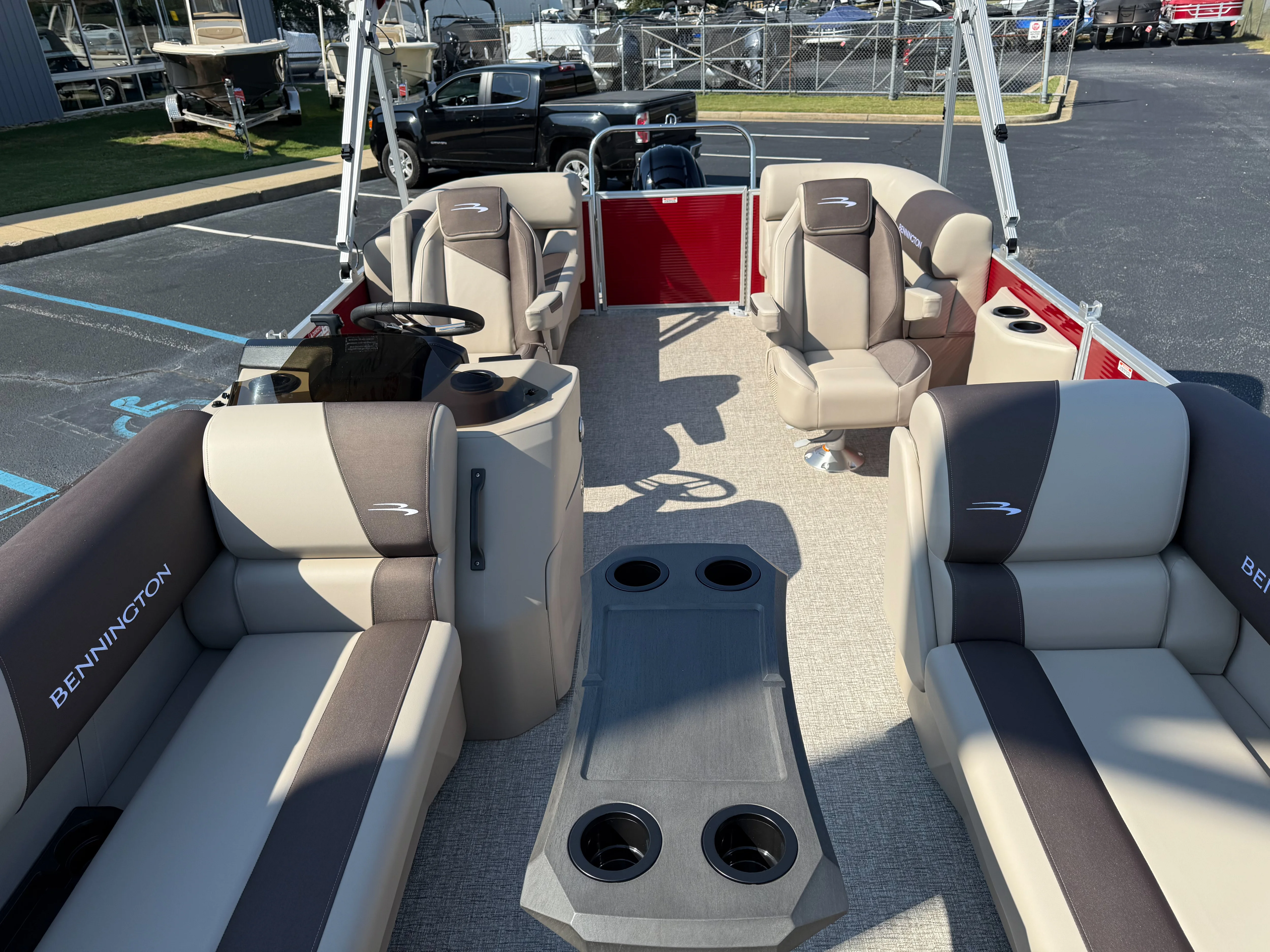 2026 Bennington 20SSR Image Thumbnail #9