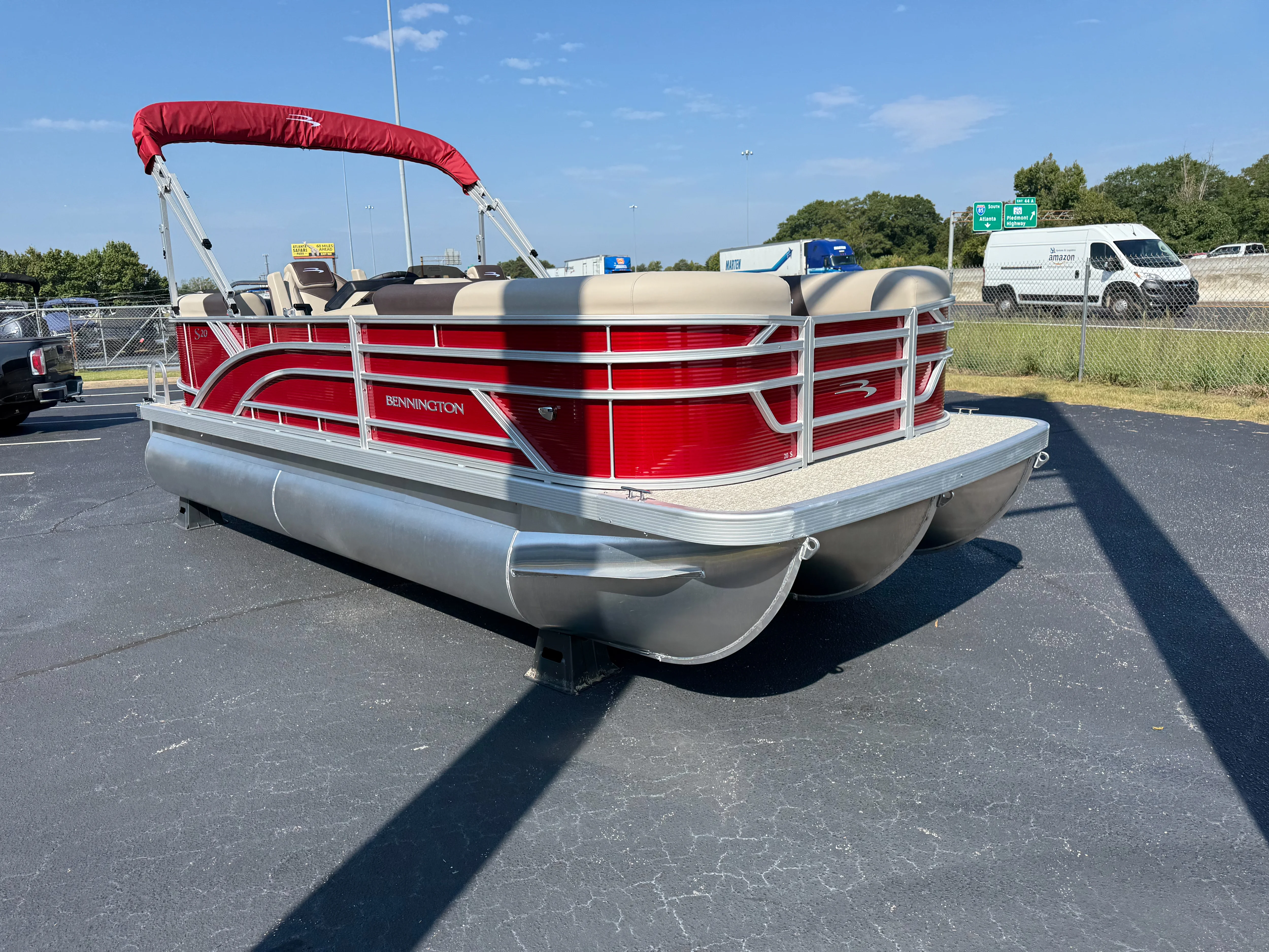 2026 Bennington 20SSR Image Thumbnail #3