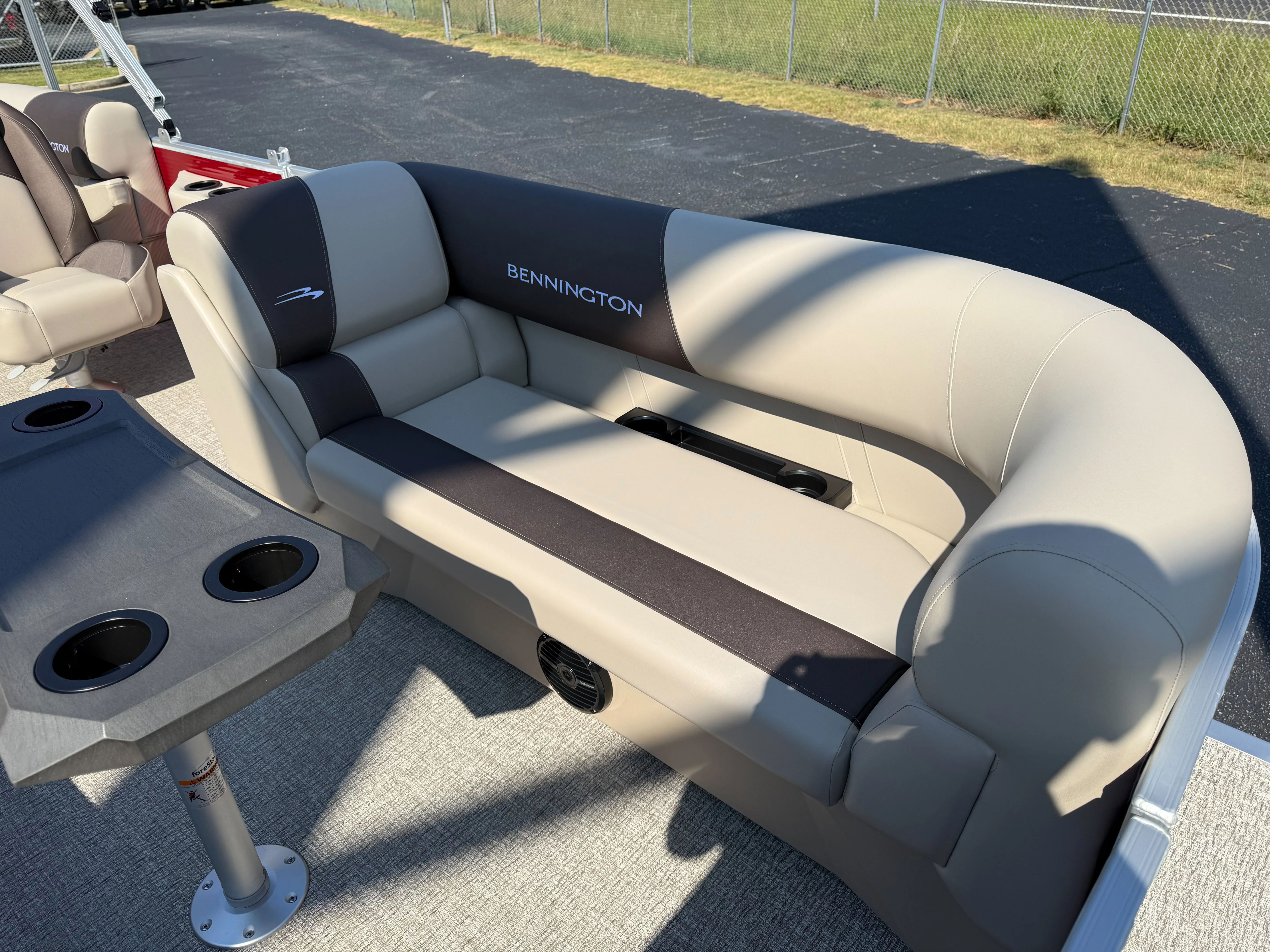 2026 Bennington 20SSR Image Thumbnail #11