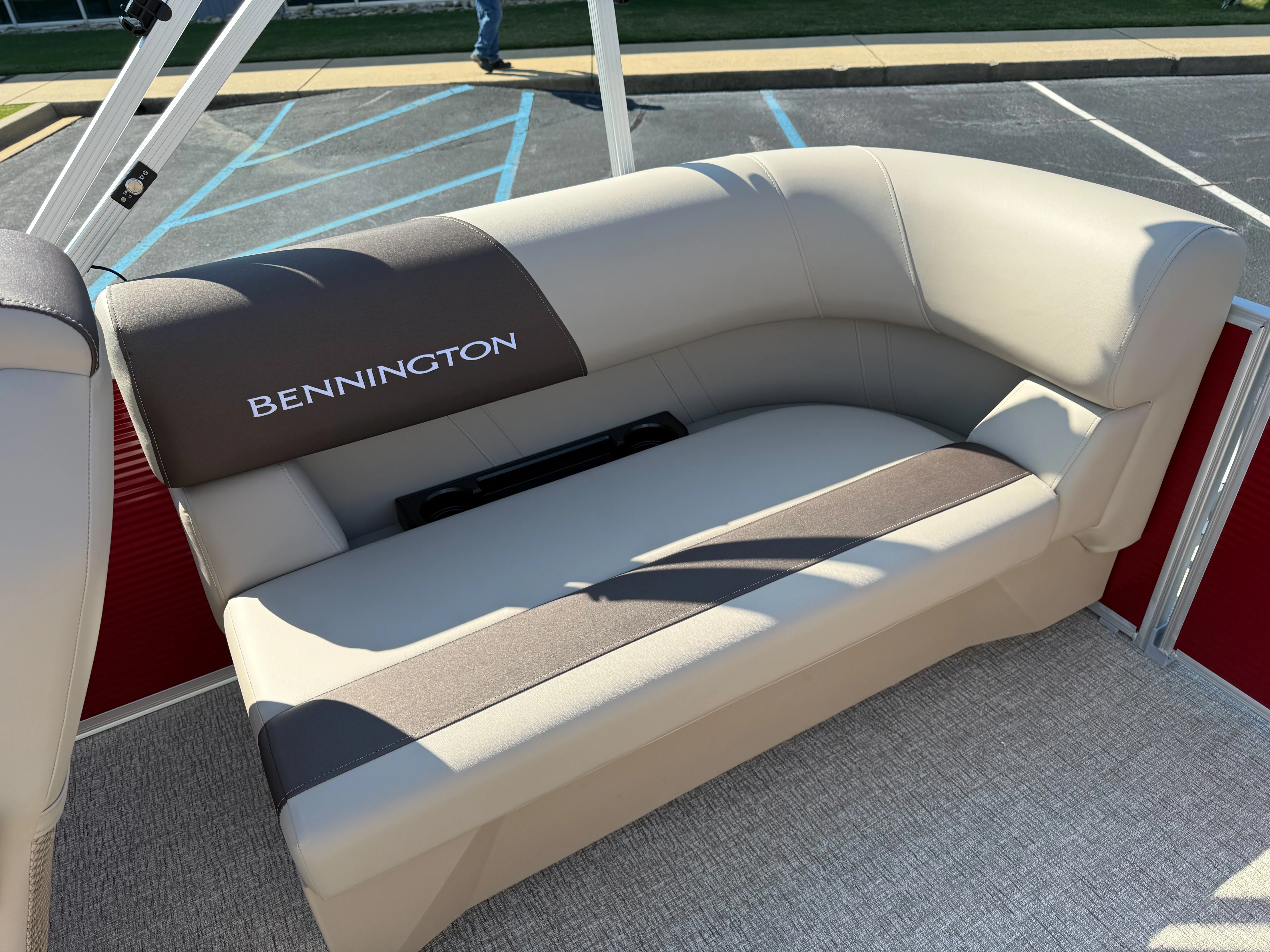 2026 Bennington 20SSR Image Thumbnail #17